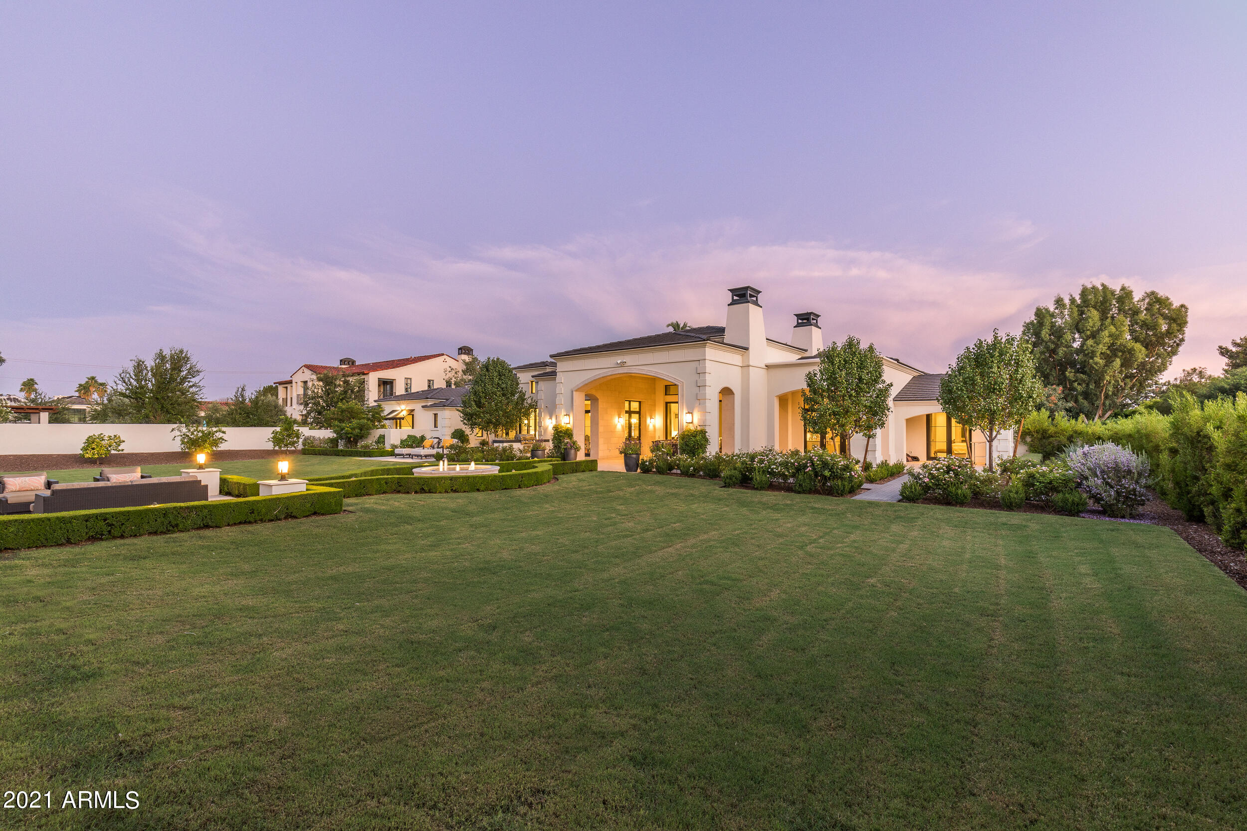 HACIENDA ALLENADA - Residential