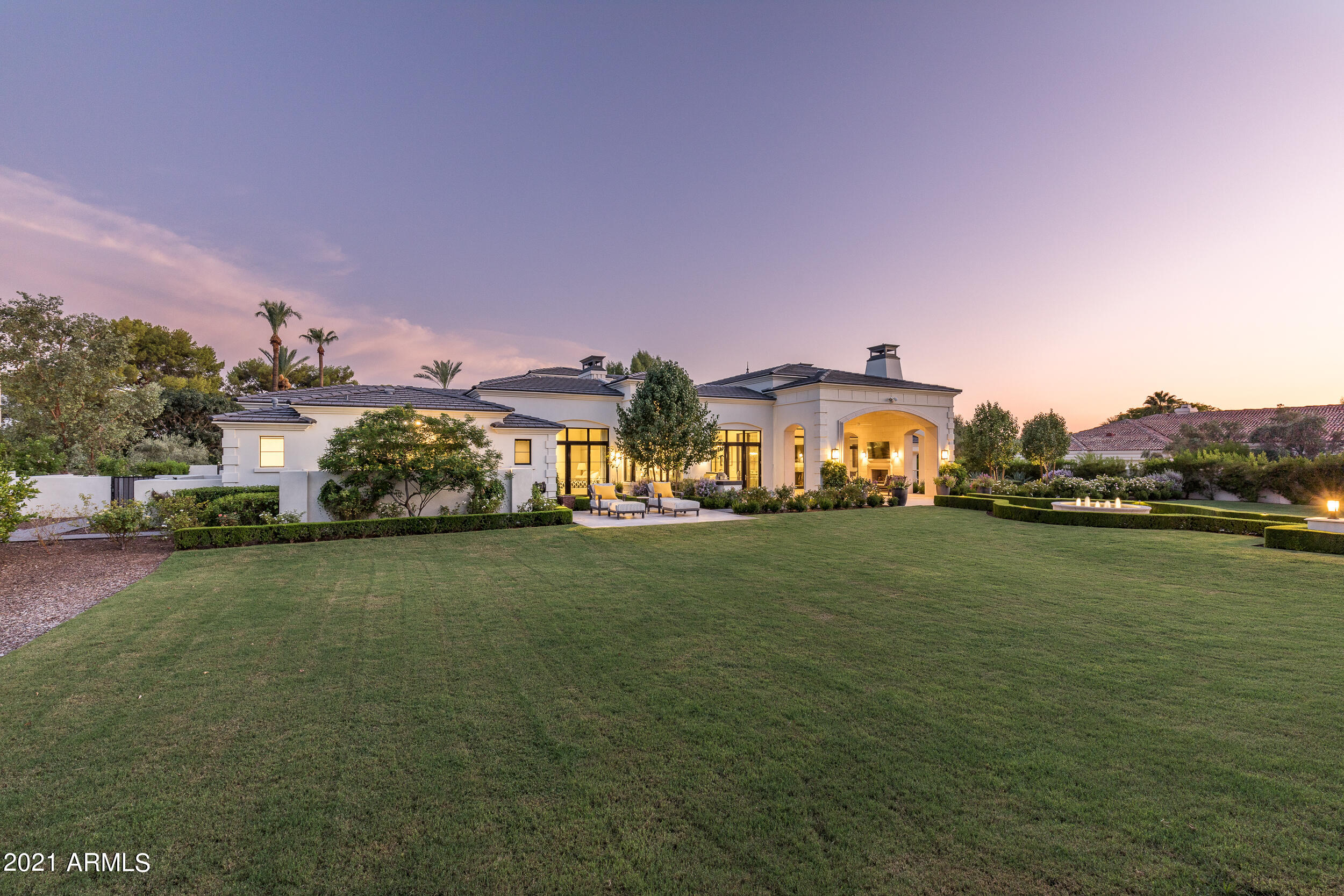 HACIENDA ALLENADA - Residential