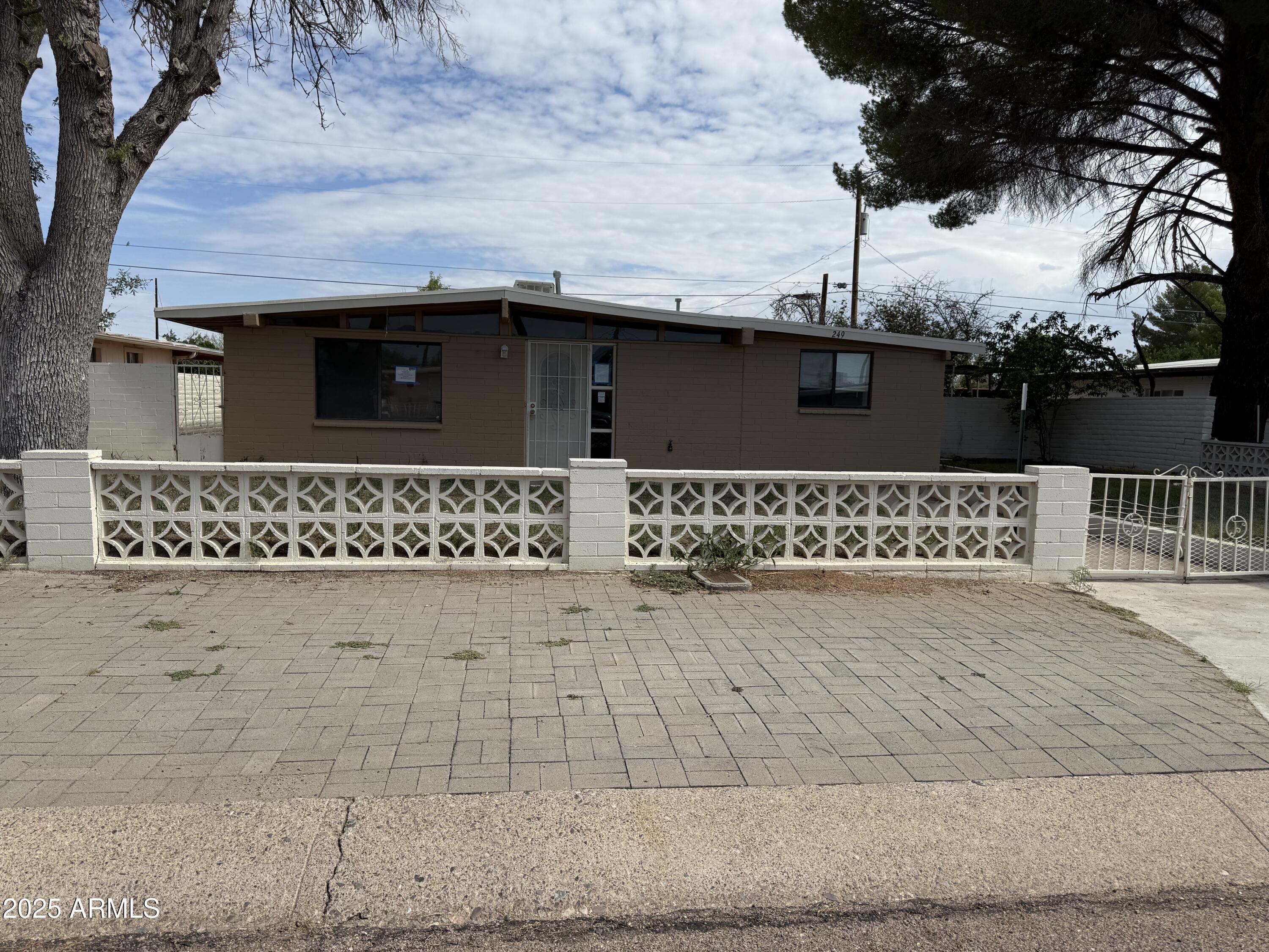 GARDEN CANYON TERRACE - Residential