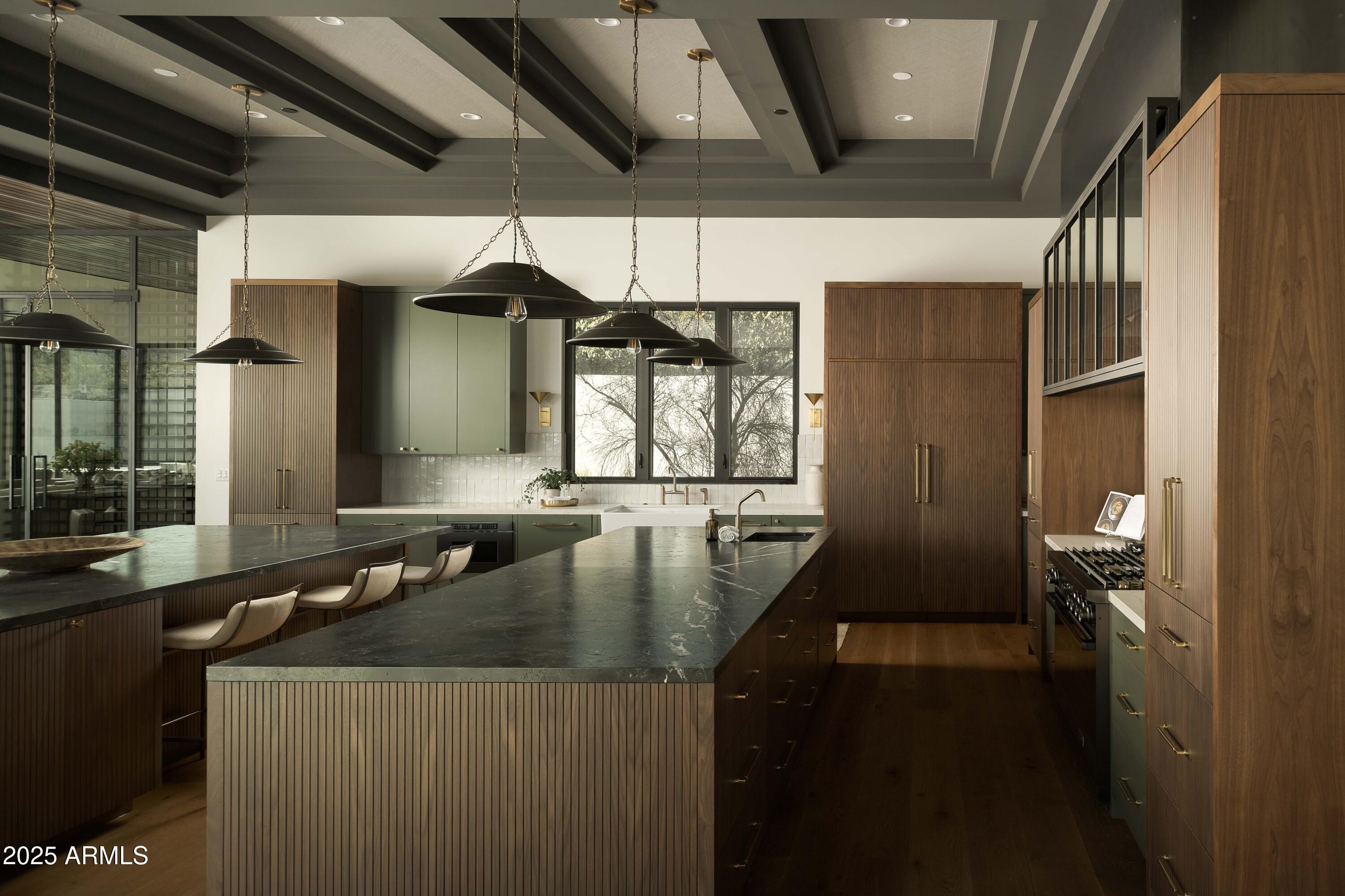 CAMELBACK LANDS 7 - Residential