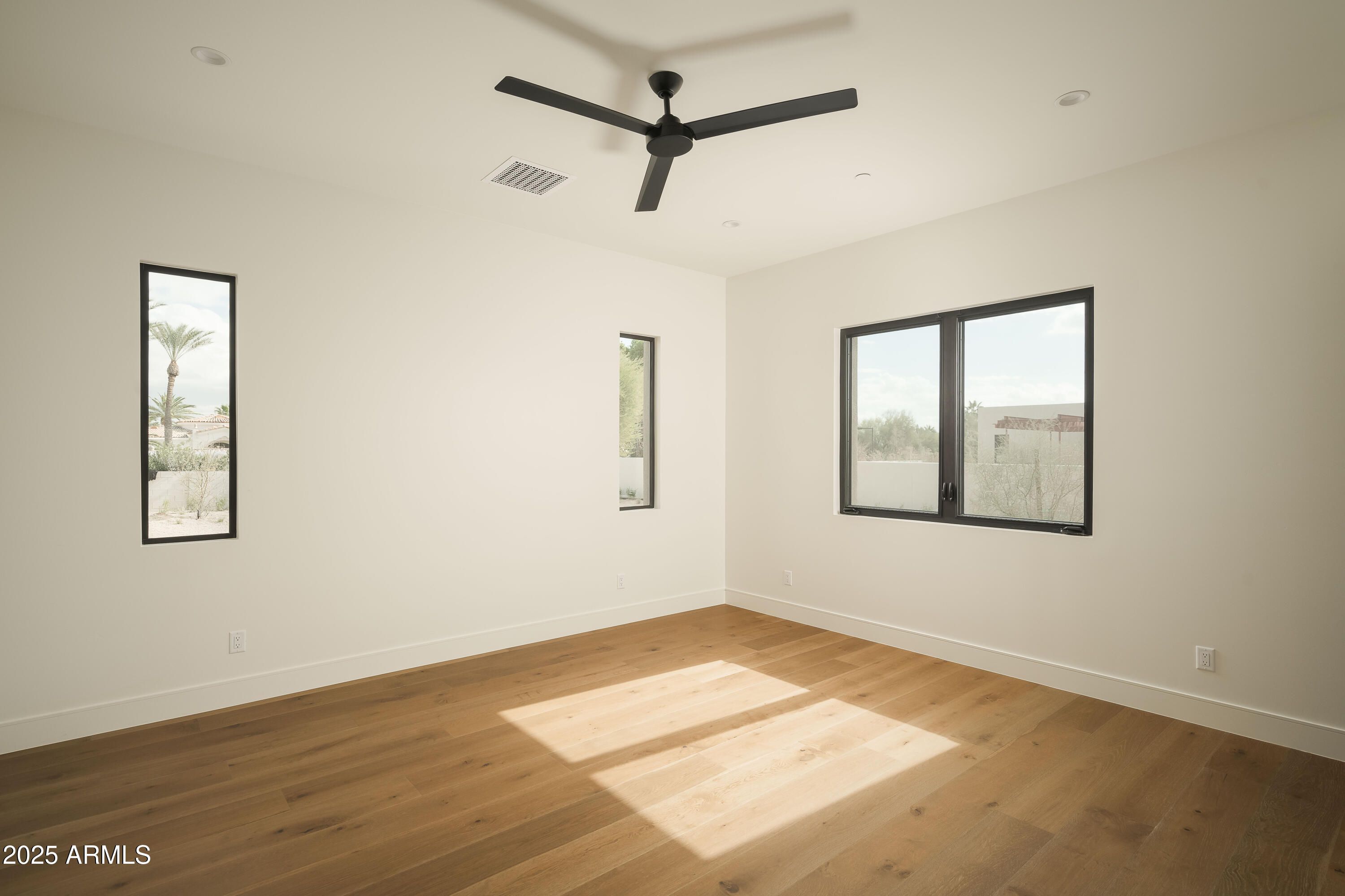CAMELBACK LANDS 7 - Residential