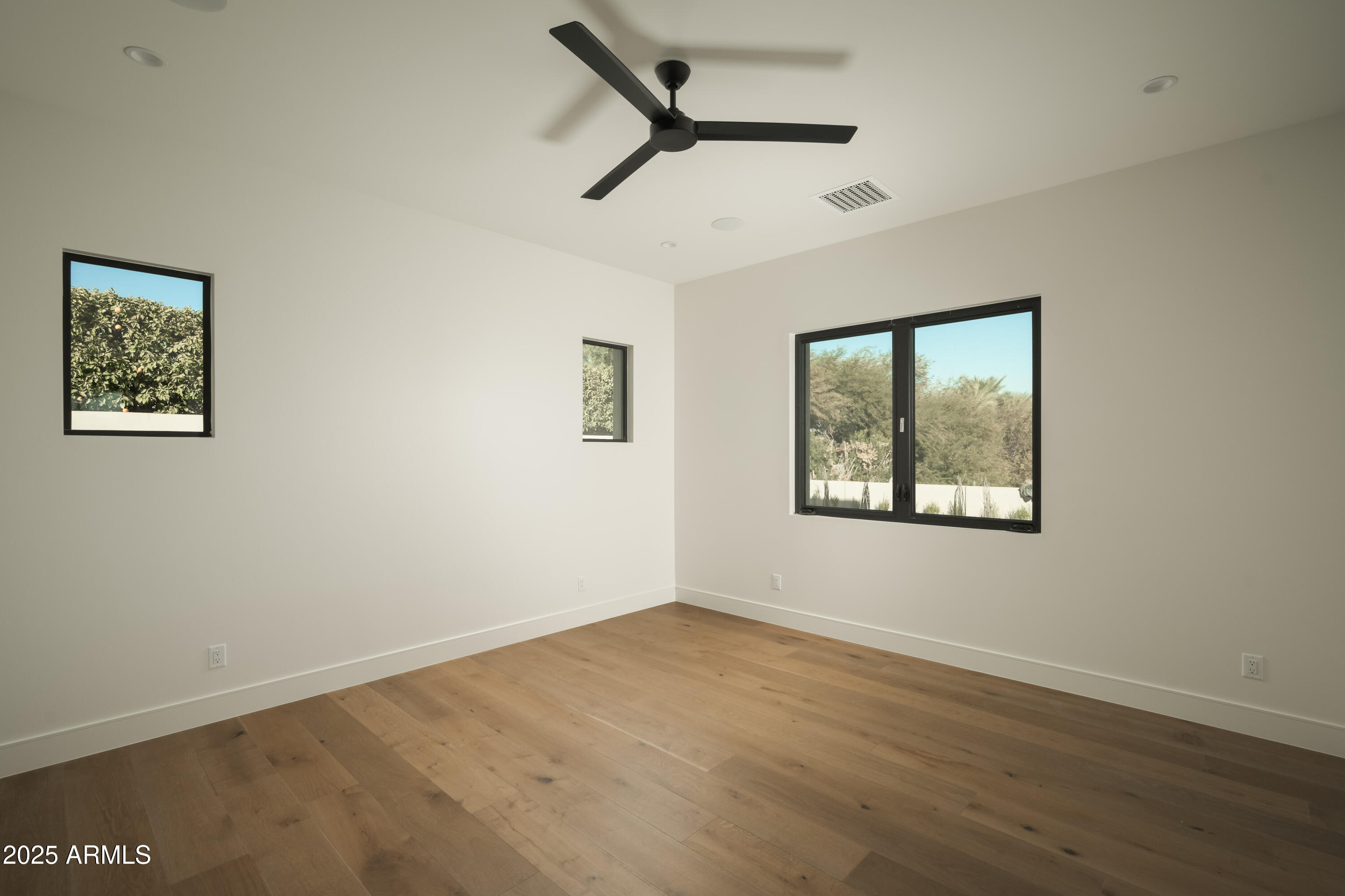 CAMELBACK LANDS 7 - Residential
