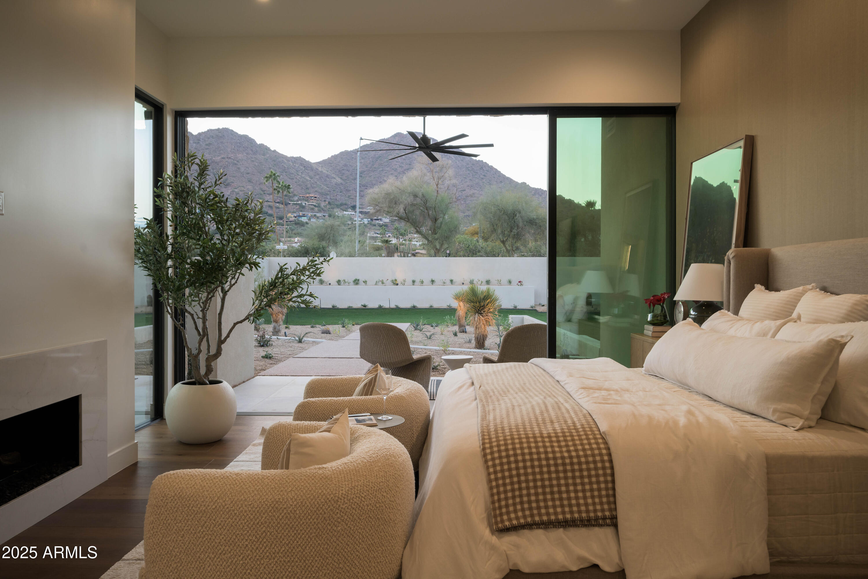 CAMELBACK LANDS 7 - Residential
