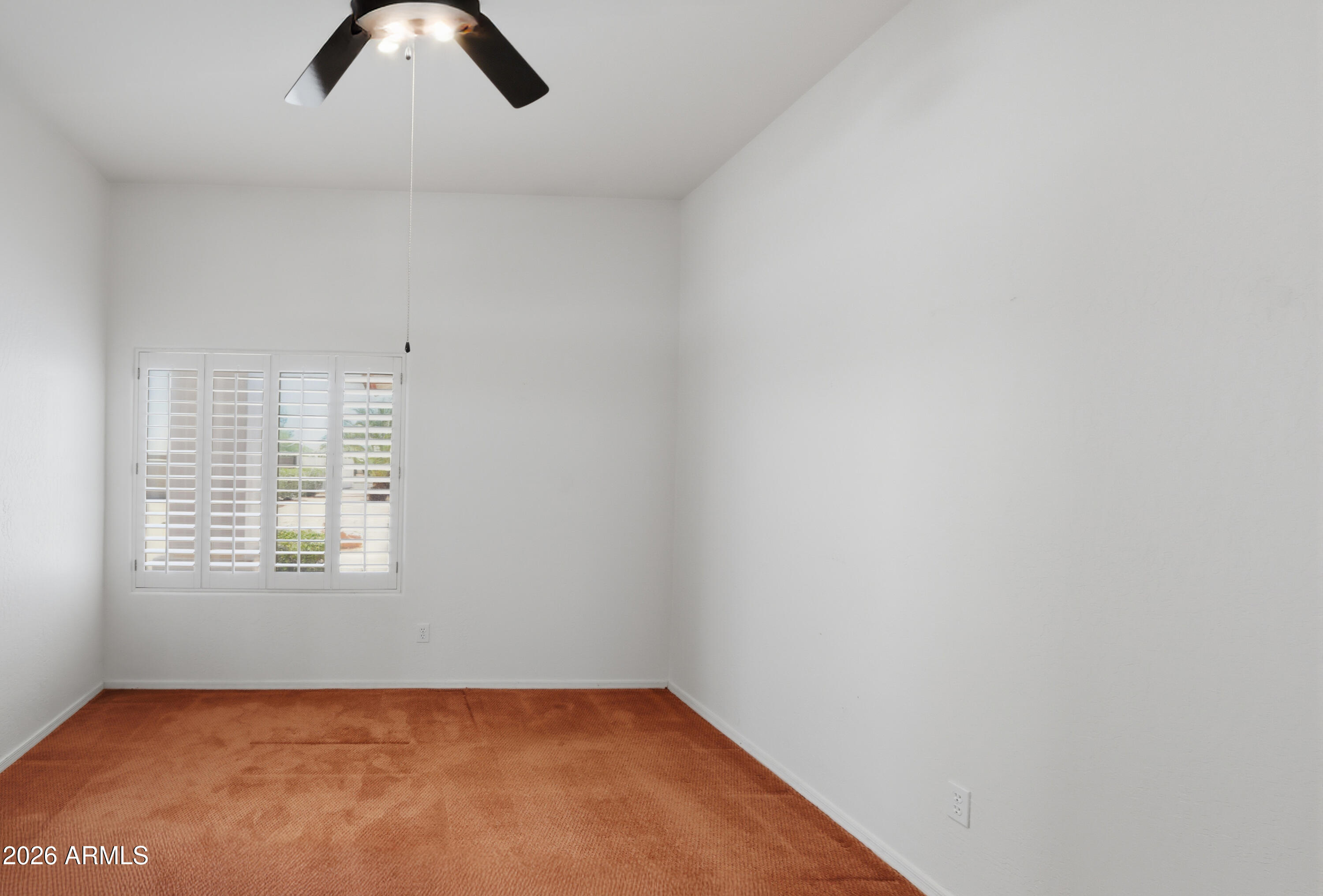 COYOTE LAKES - Residential