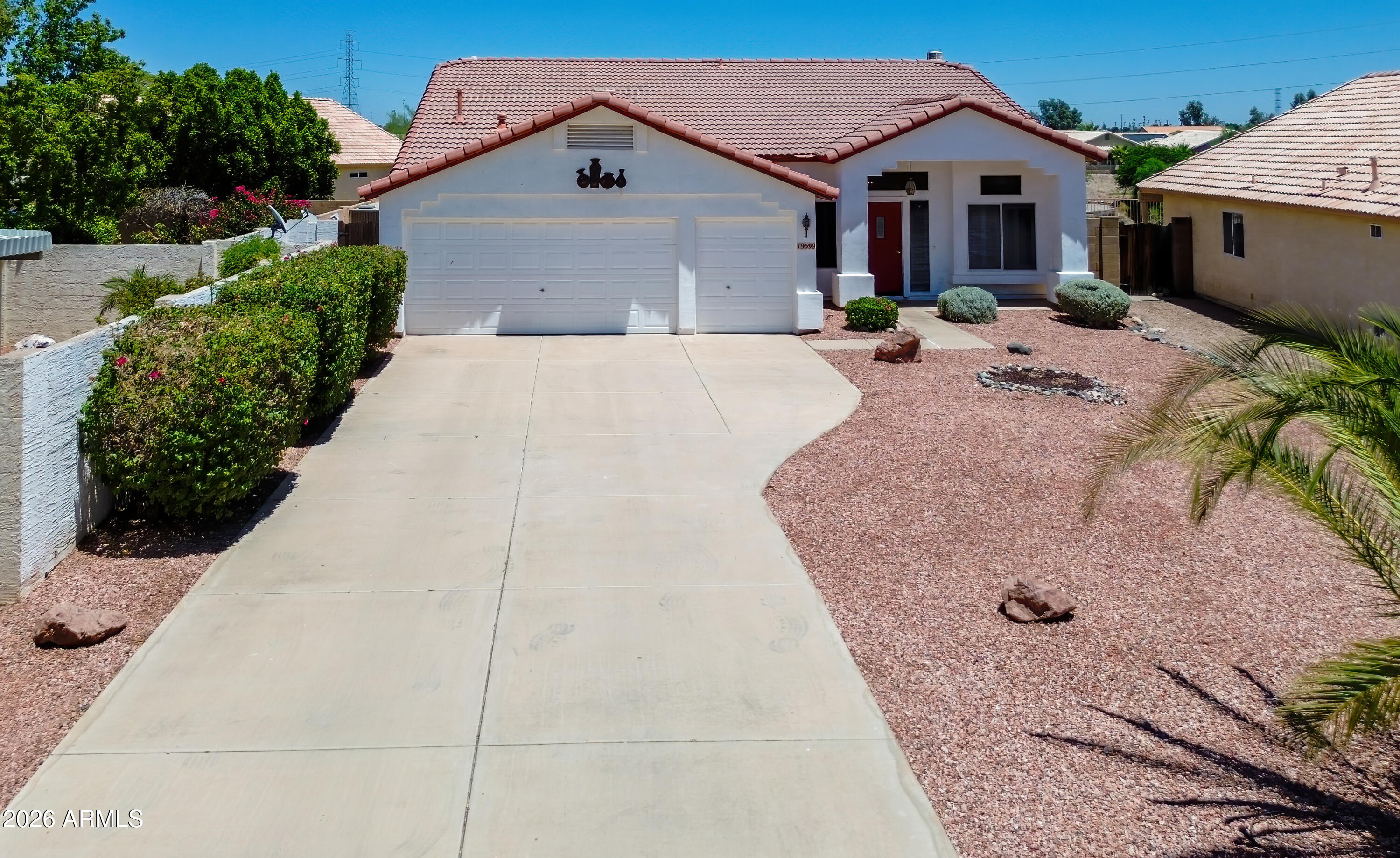COYOTE LAKES - Residential