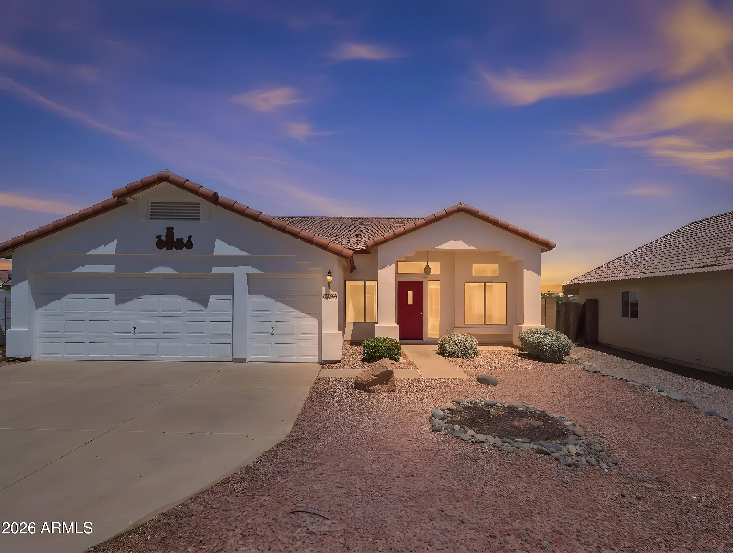COYOTE LAKES - Residential