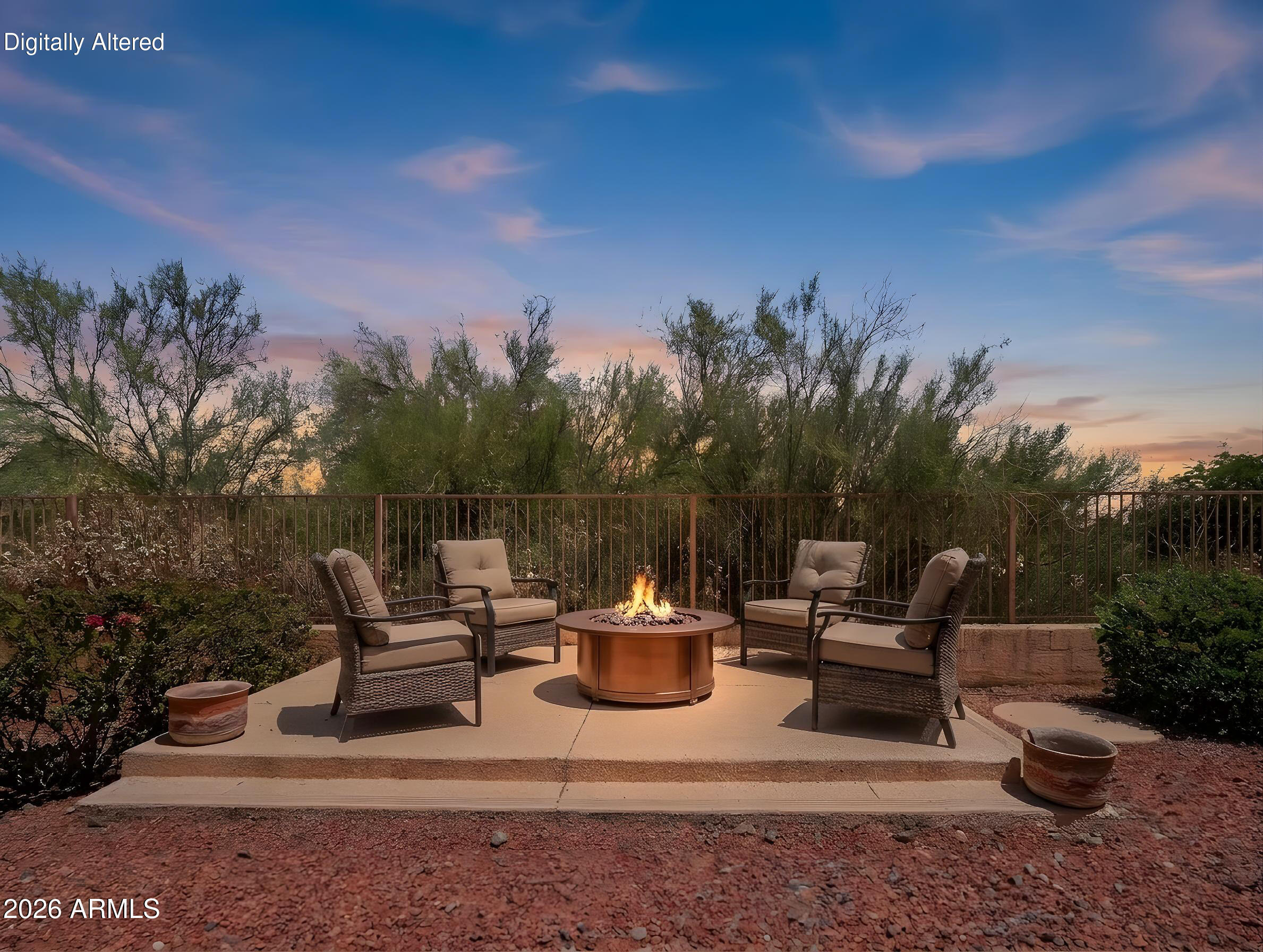 COYOTE LAKES - Residential