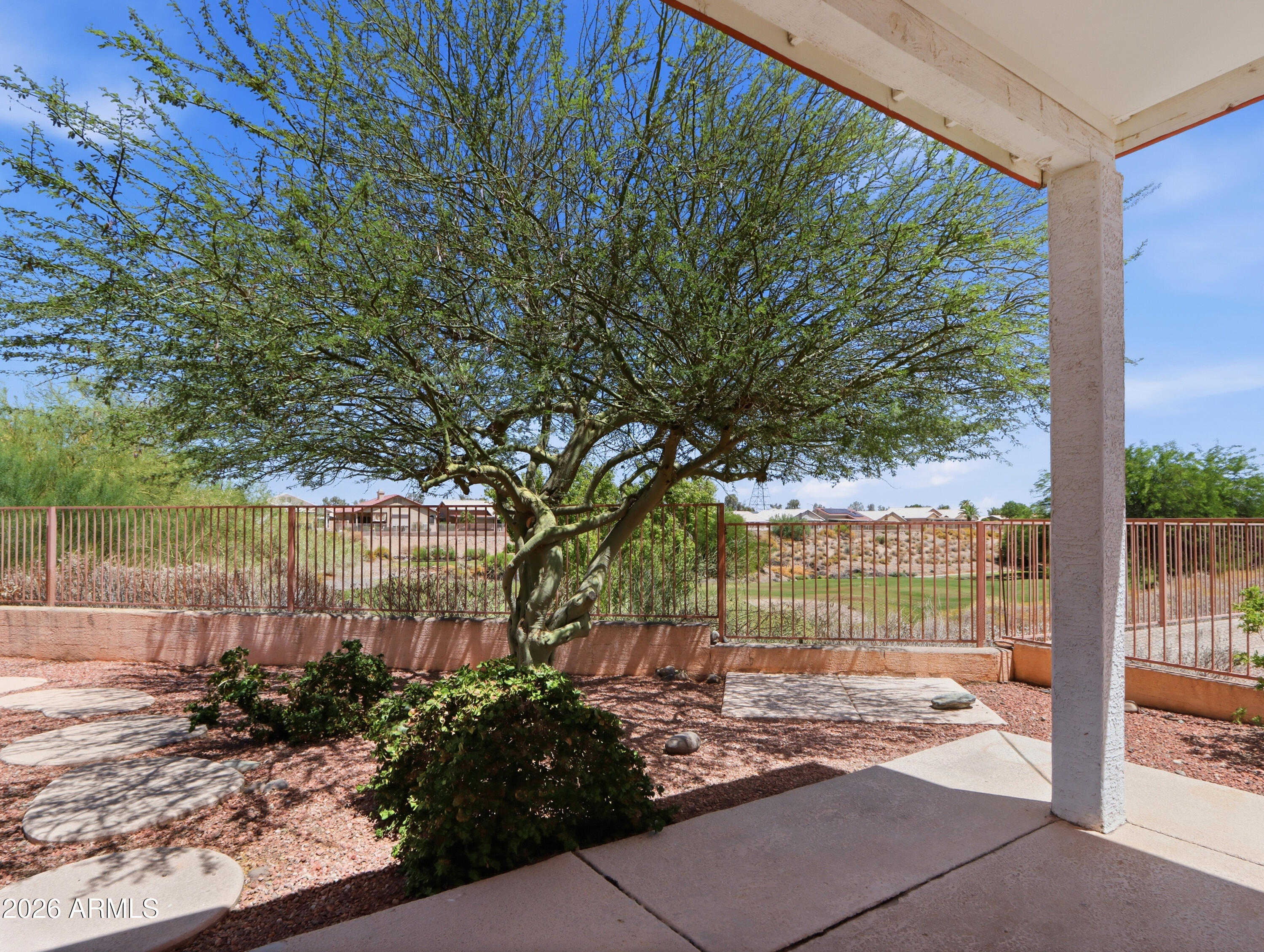 COYOTE LAKES - Residential