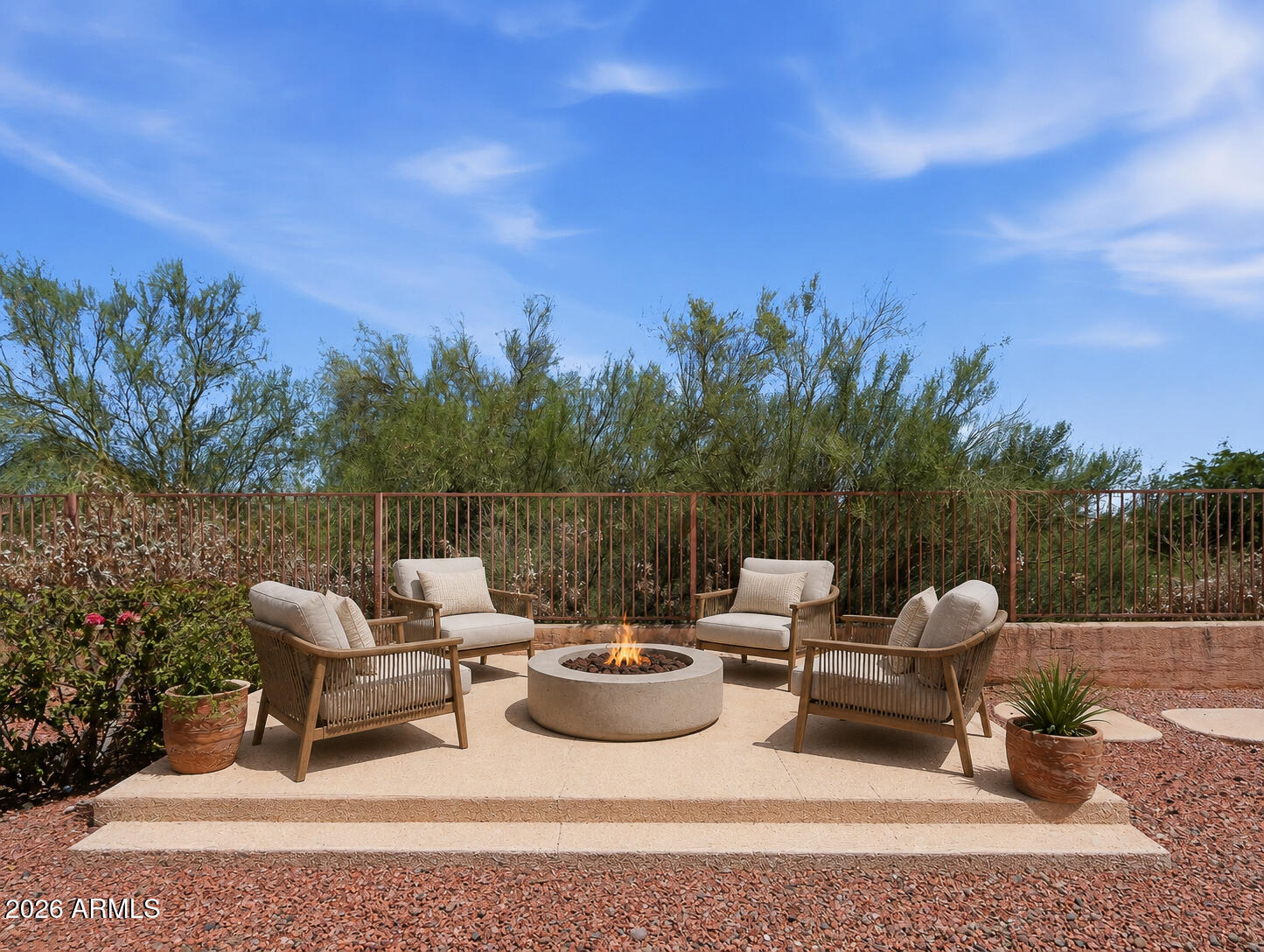 COYOTE LAKES - Residential