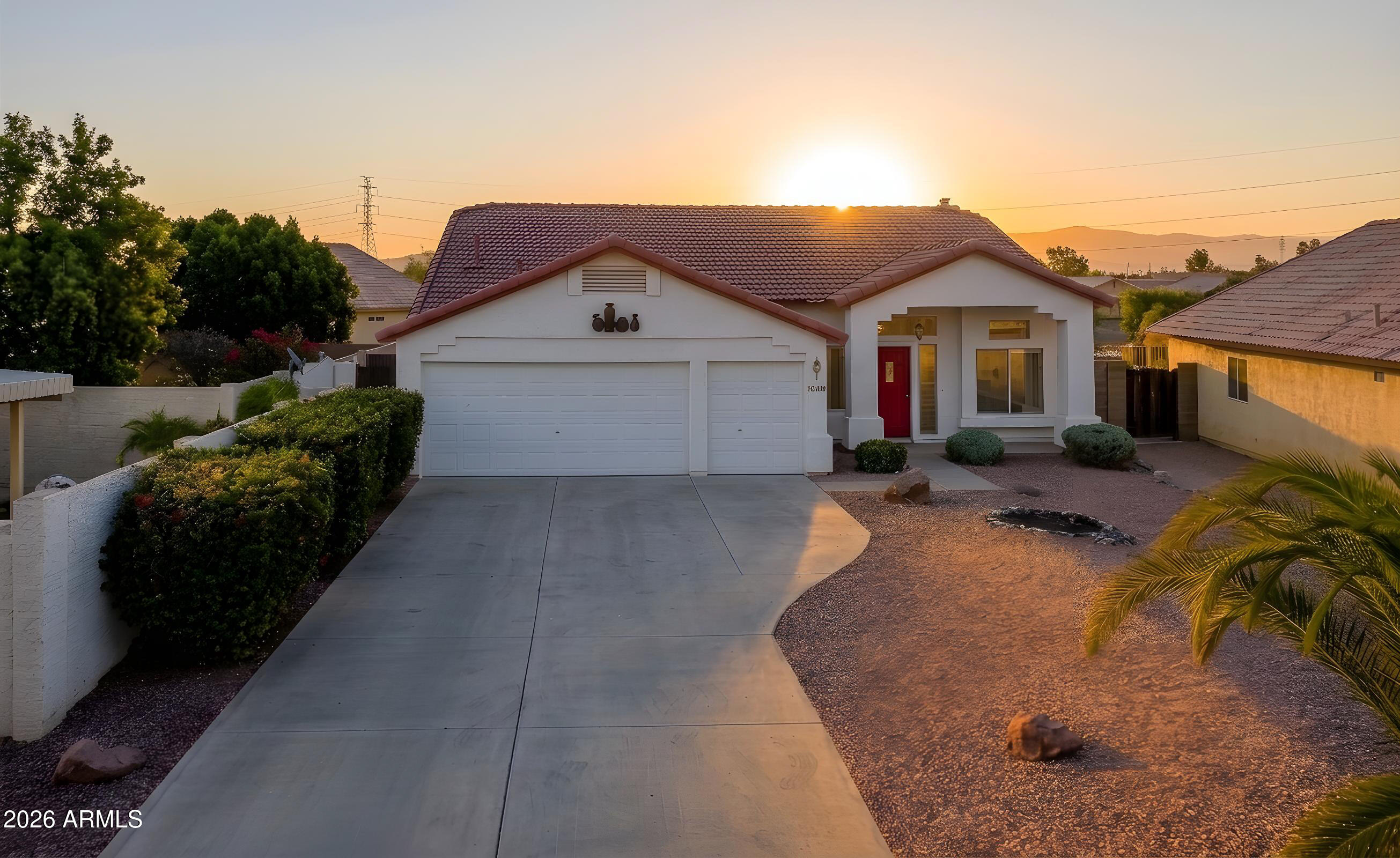 COYOTE LAKES - Residential