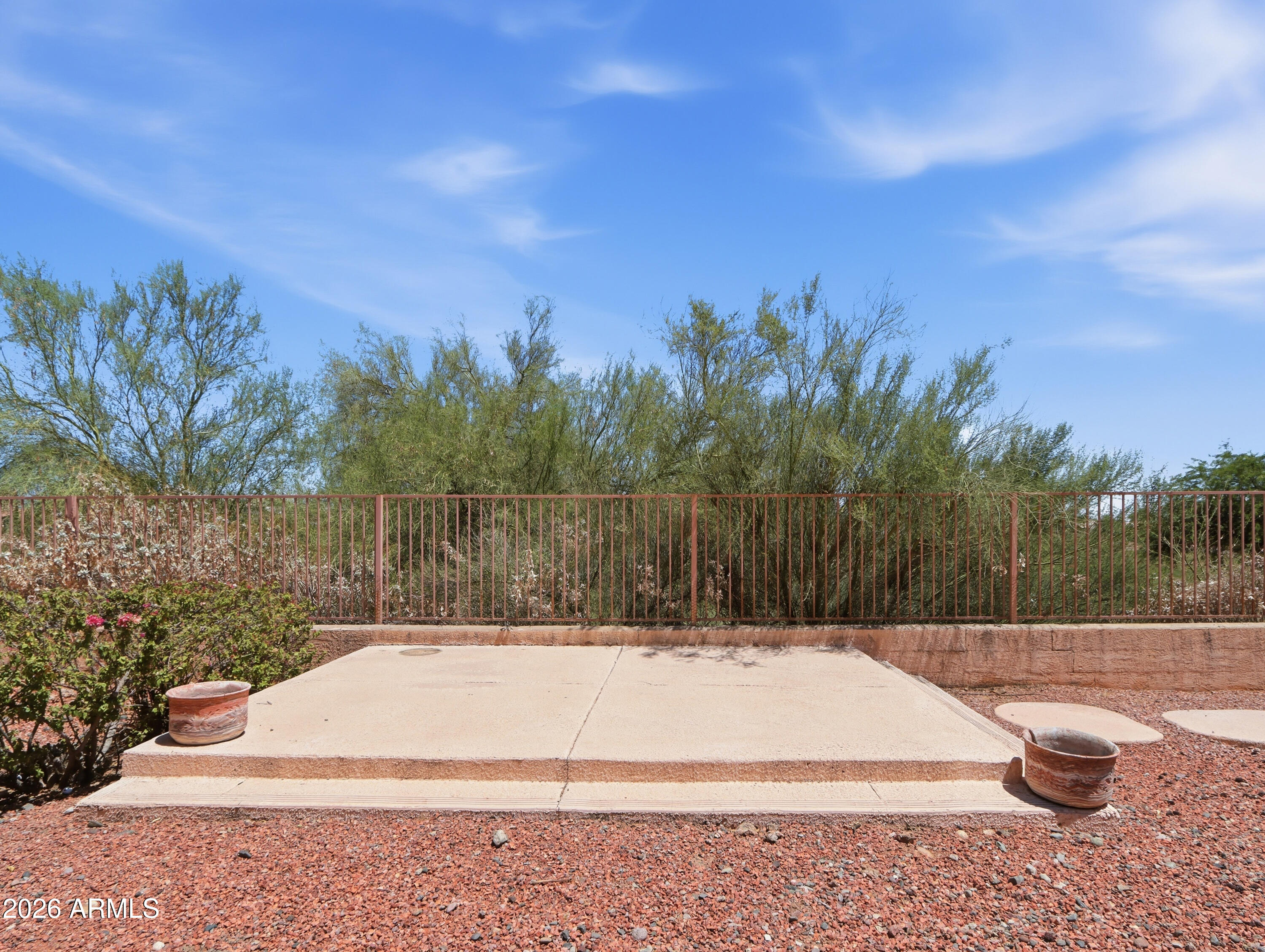 COYOTE LAKES - Residential