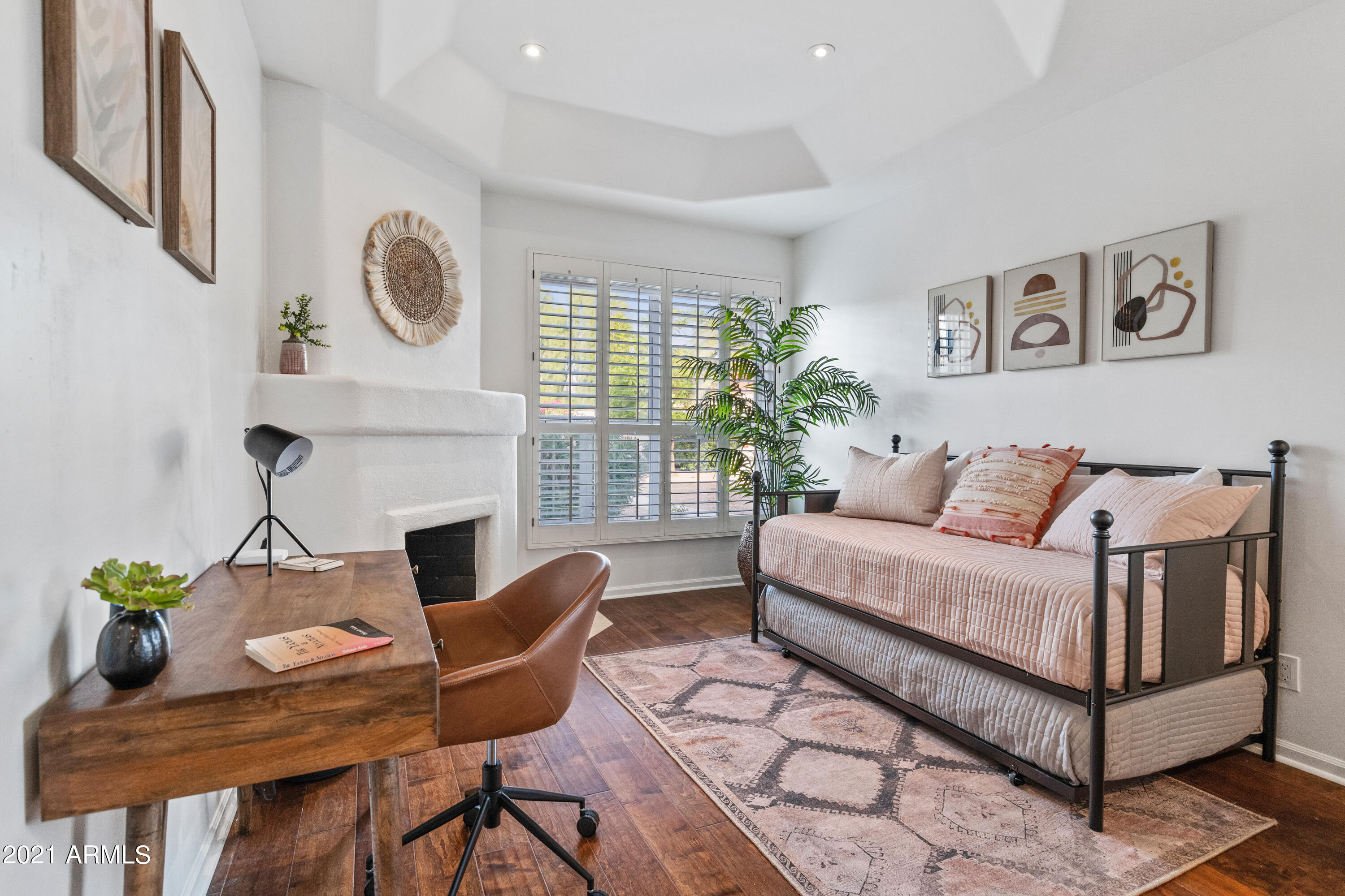 MCDOWELL SHADOW ESTATES LT 1-30 - Residential