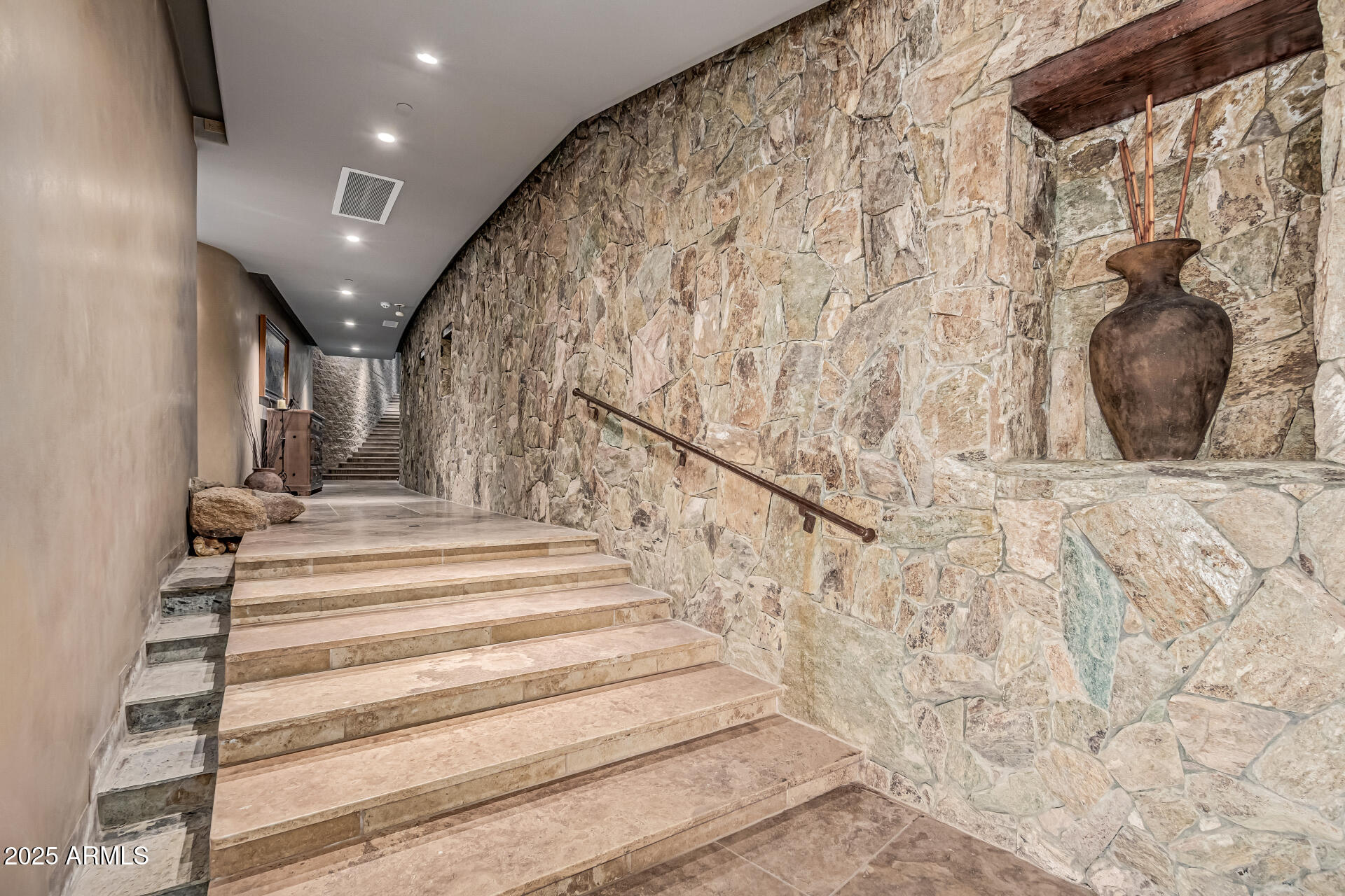 DESERT MOUNTAIN PH 2 APACHE PEAK PART ONE 1-72 A - Residential