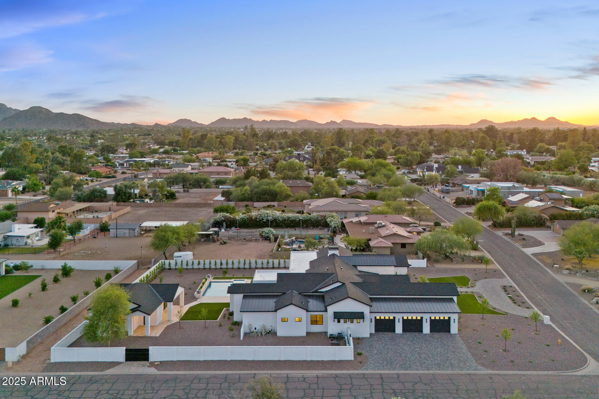 SUNBURST FARMS EAST - Residential