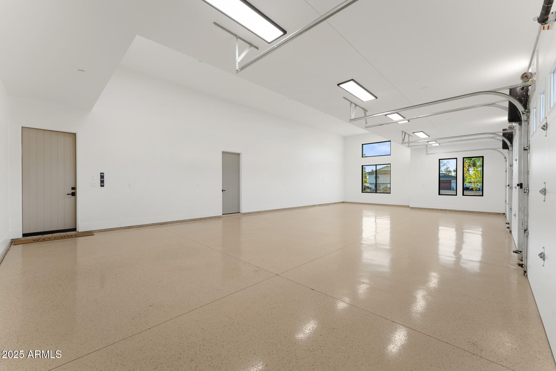 SUNBURST FARMS EAST - Residential