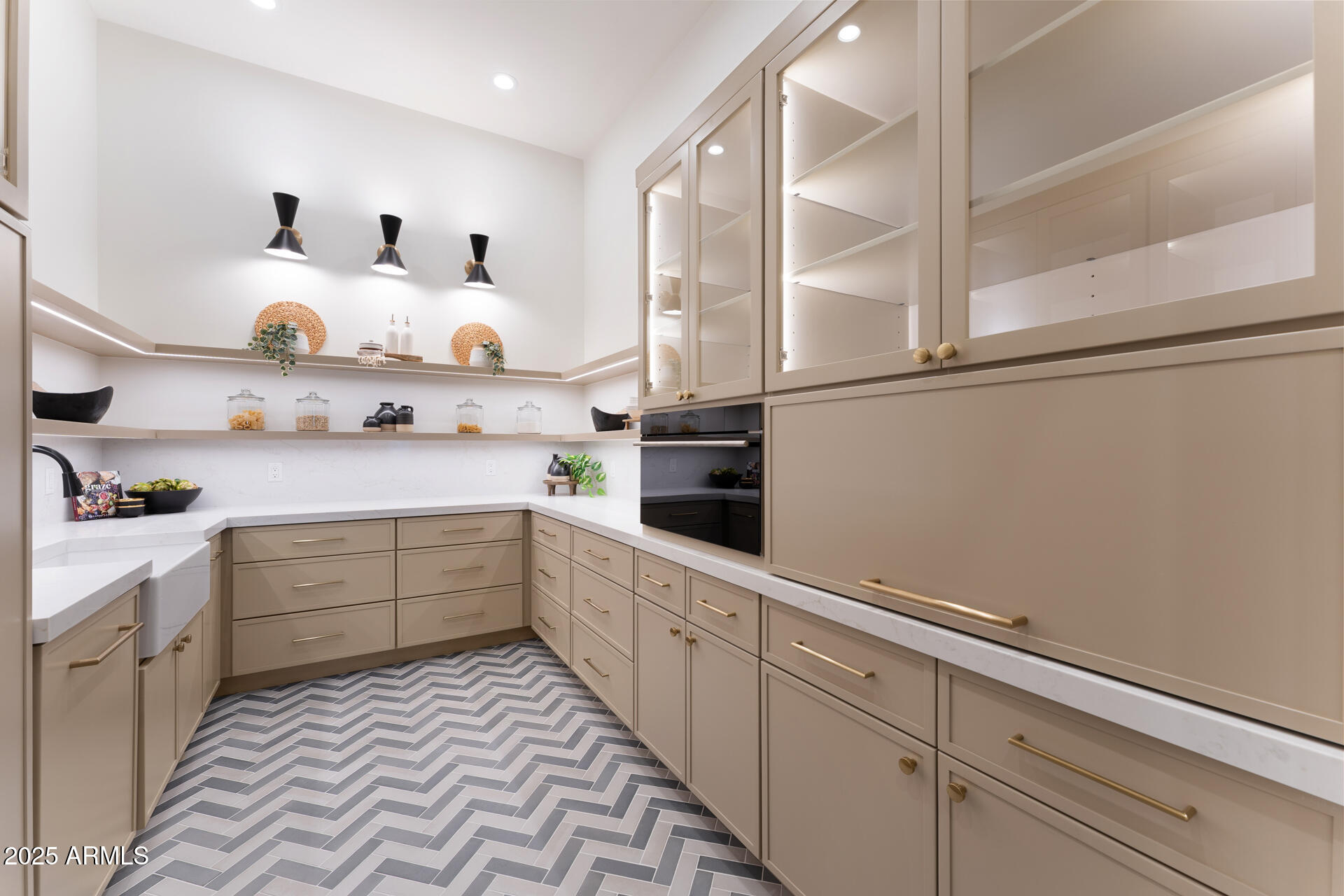 SUNBURST FARMS EAST - Residential