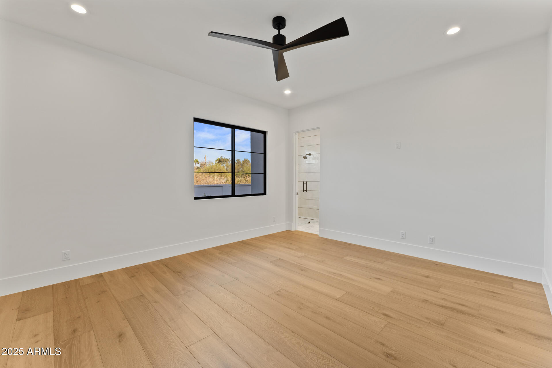 SUNBURST FARMS EAST - Residential