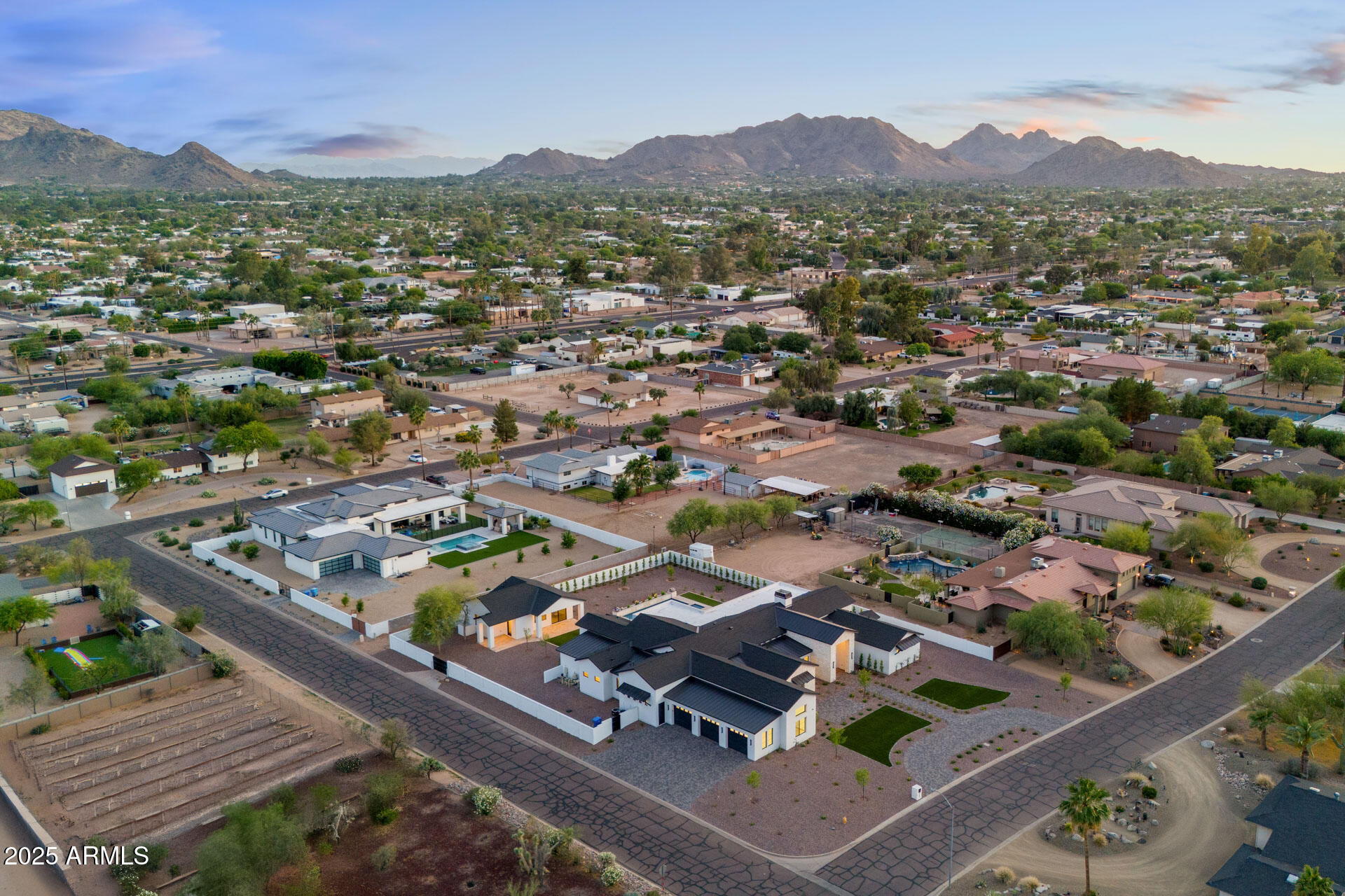 SUNBURST FARMS EAST - Residential
