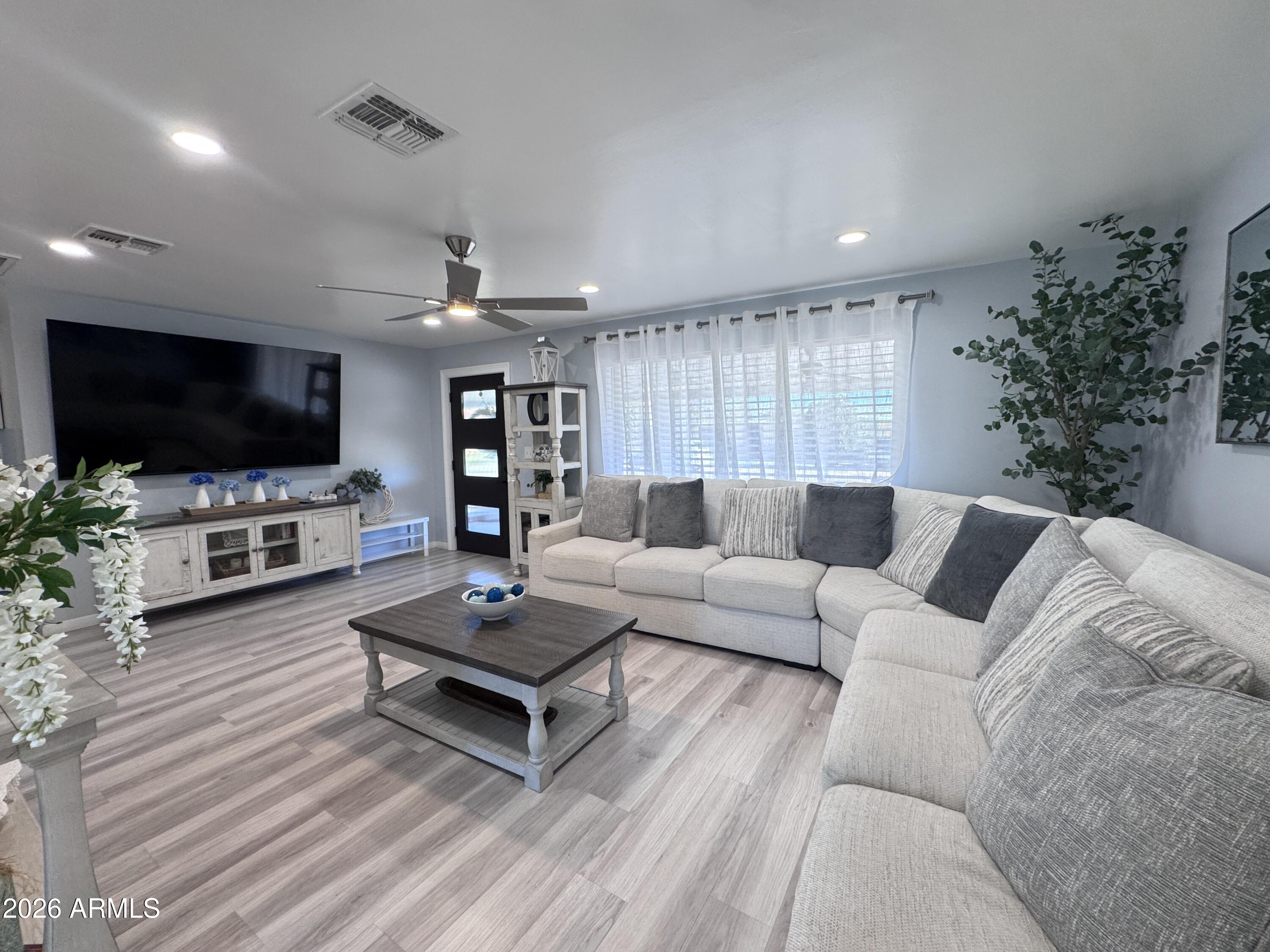 DOUGLAS TERRACE - Residential