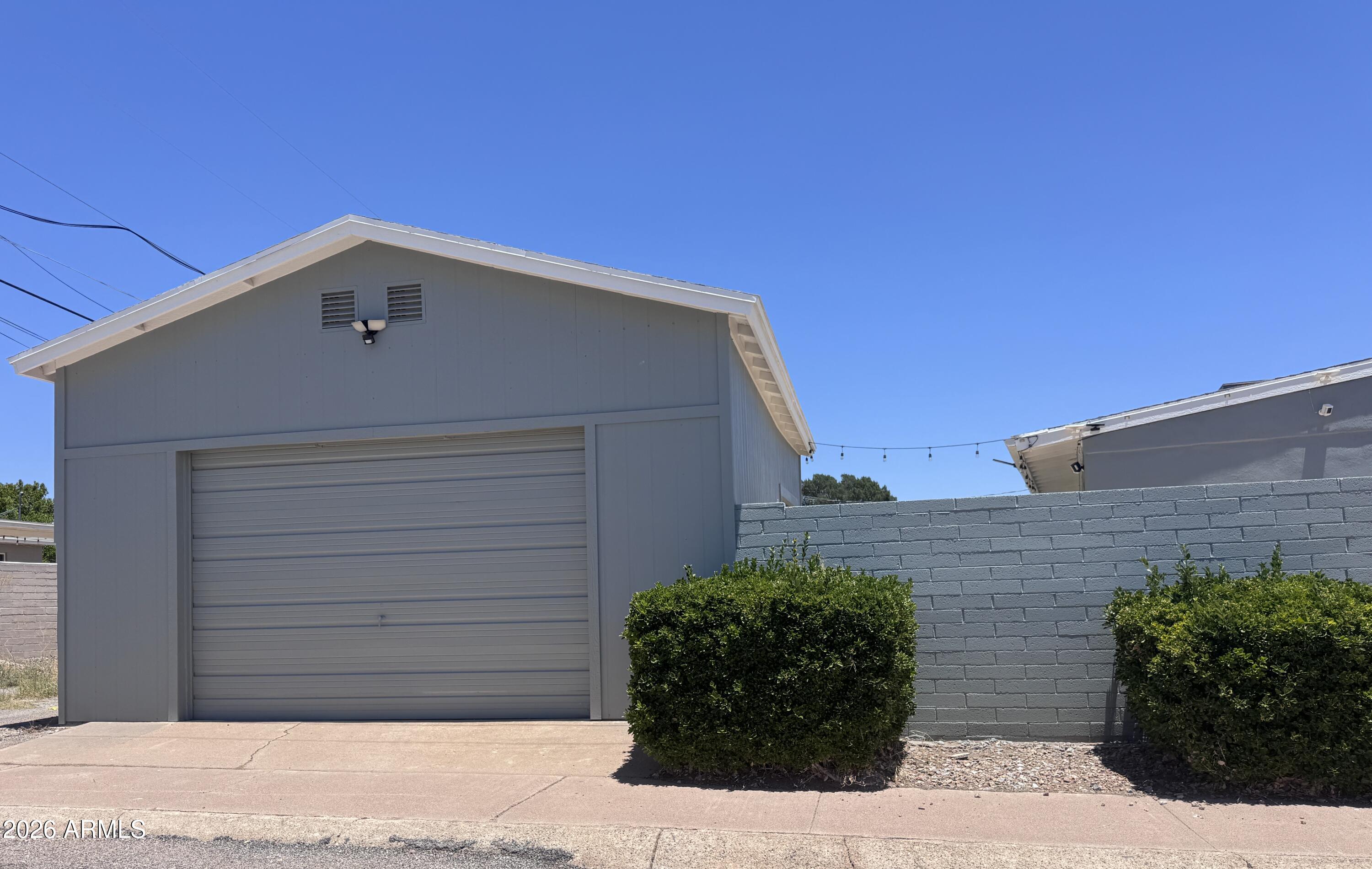DOUGLAS TERRACE - Residential