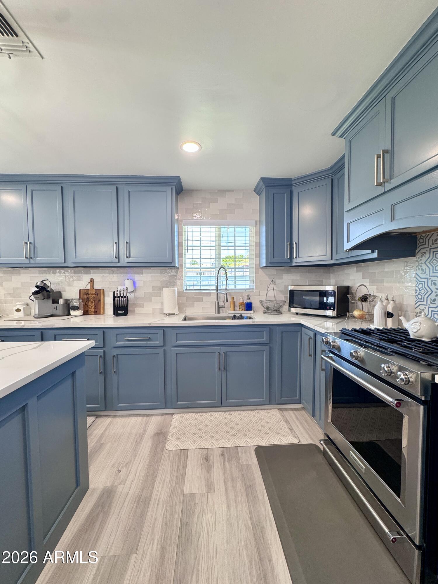 DOUGLAS TERRACE - Residential