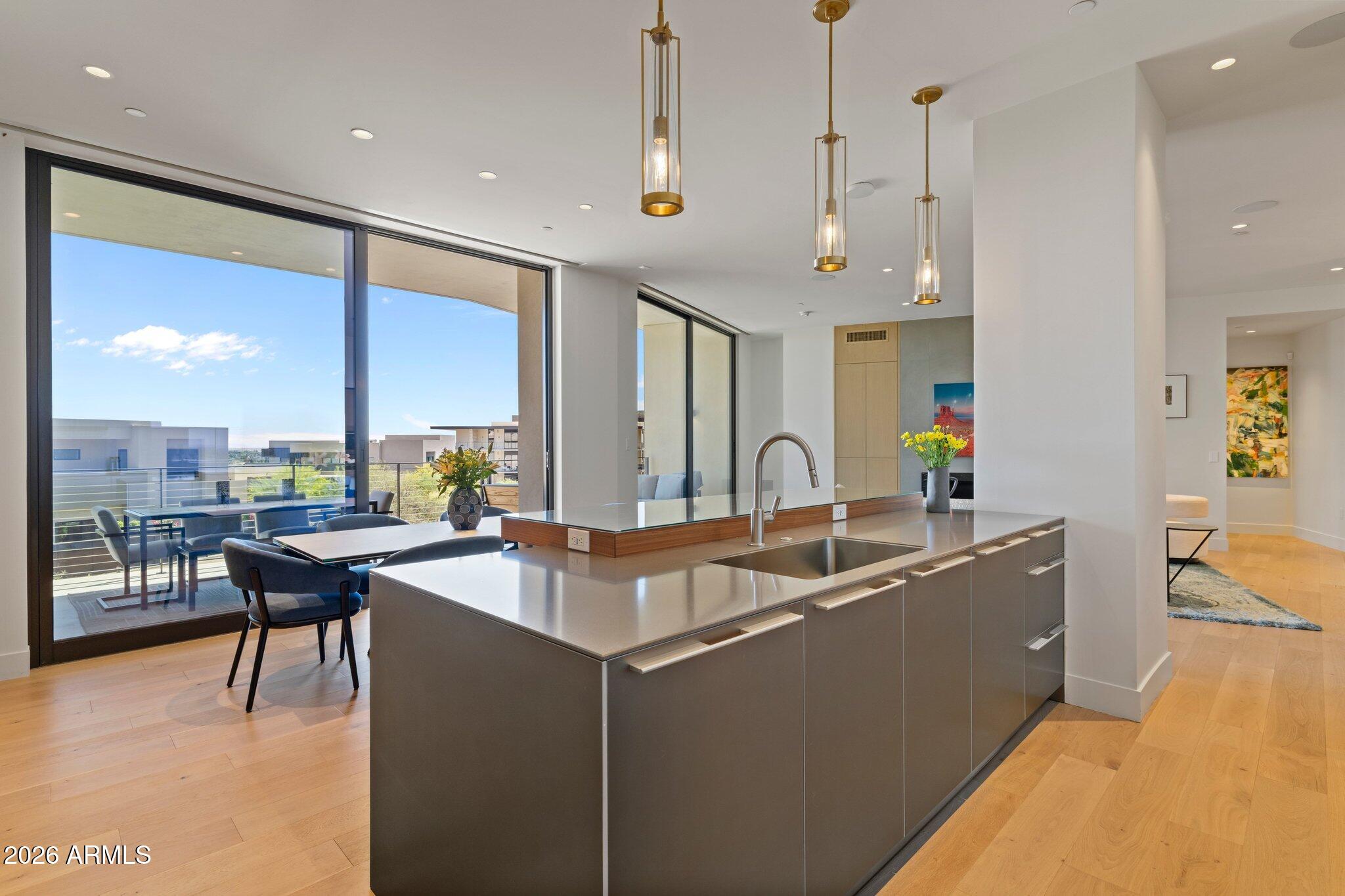 ASCENT AT THE PHOENICIAN MOUNTAINSIDE CONDOMINIUMS - Residential