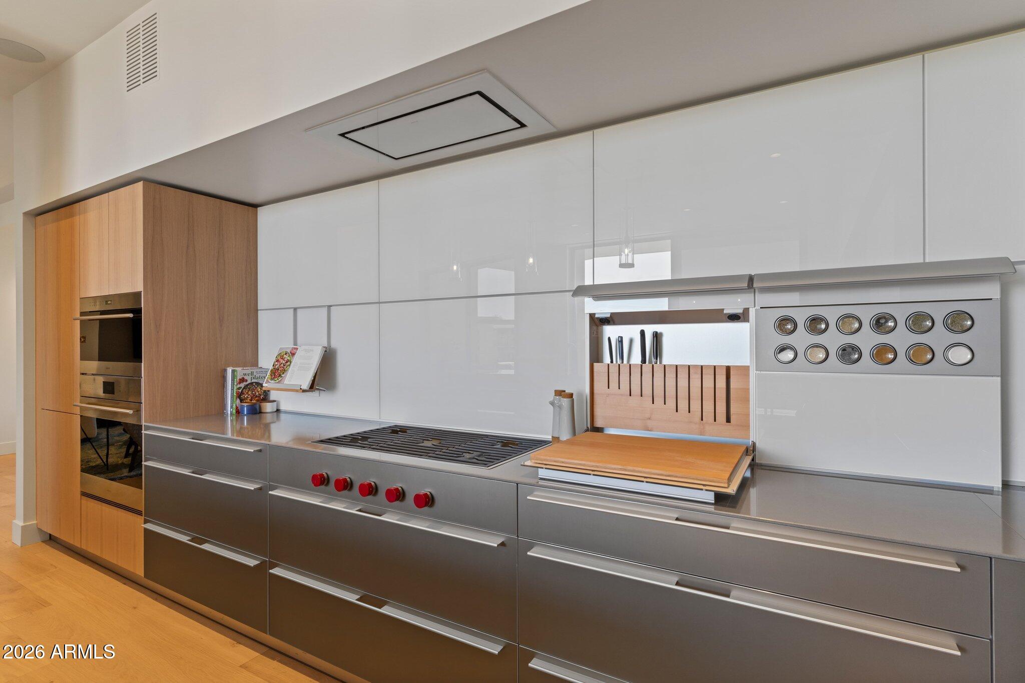 ASCENT AT THE PHOENICIAN MOUNTAINSIDE CONDOMINIUMS - Residential