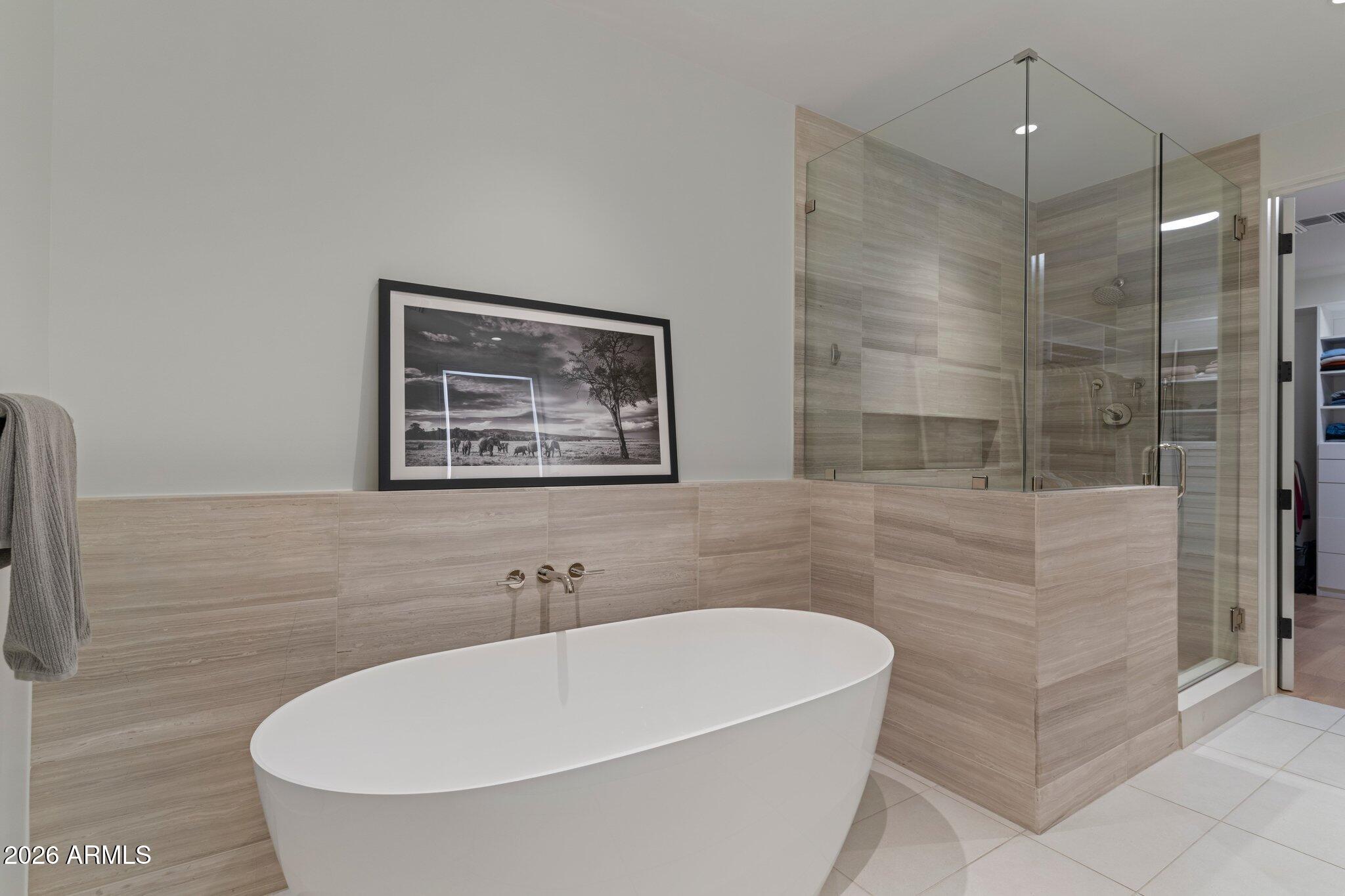 ASCENT AT THE PHOENICIAN MOUNTAINSIDE CONDOMINIUMS - Residential