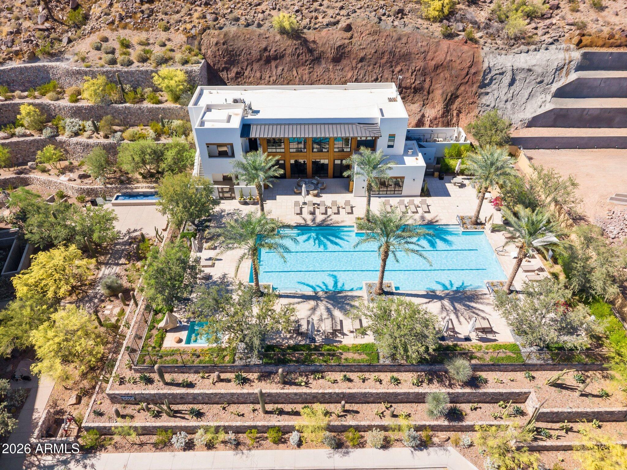 ASCENT AT THE PHOENICIAN MOUNTAINSIDE CONDOMINIUMS - Residential