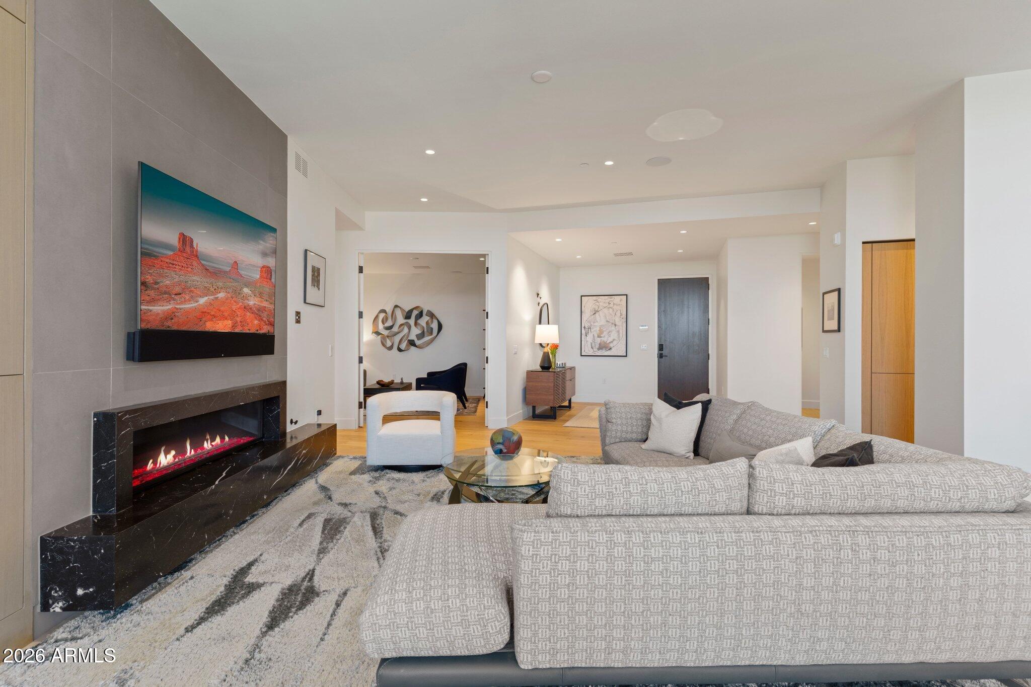 ASCENT AT THE PHOENICIAN MOUNTAINSIDE CONDOMINIUMS - Residential