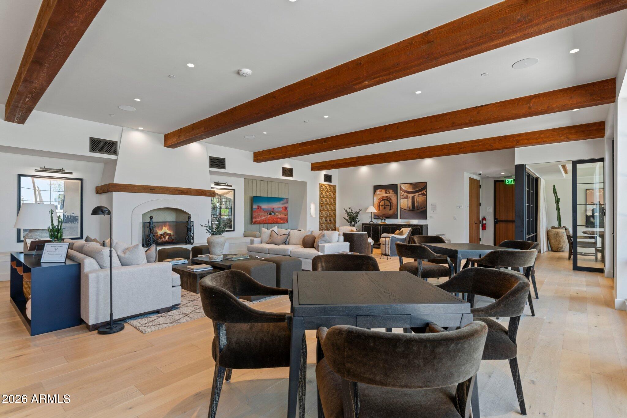 ASCENT AT THE PHOENICIAN MOUNTAINSIDE CONDOMINIUMS - Residential