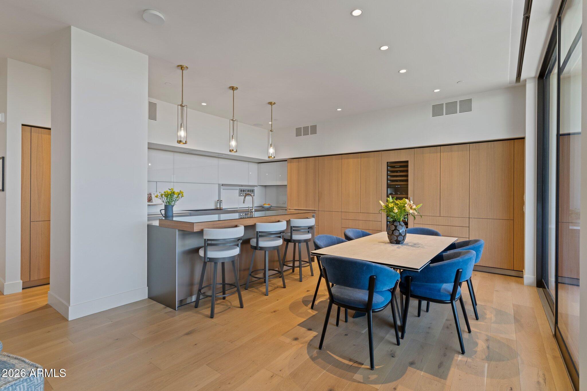 ASCENT AT THE PHOENICIAN MOUNTAINSIDE CONDOMINIUMS - Residential