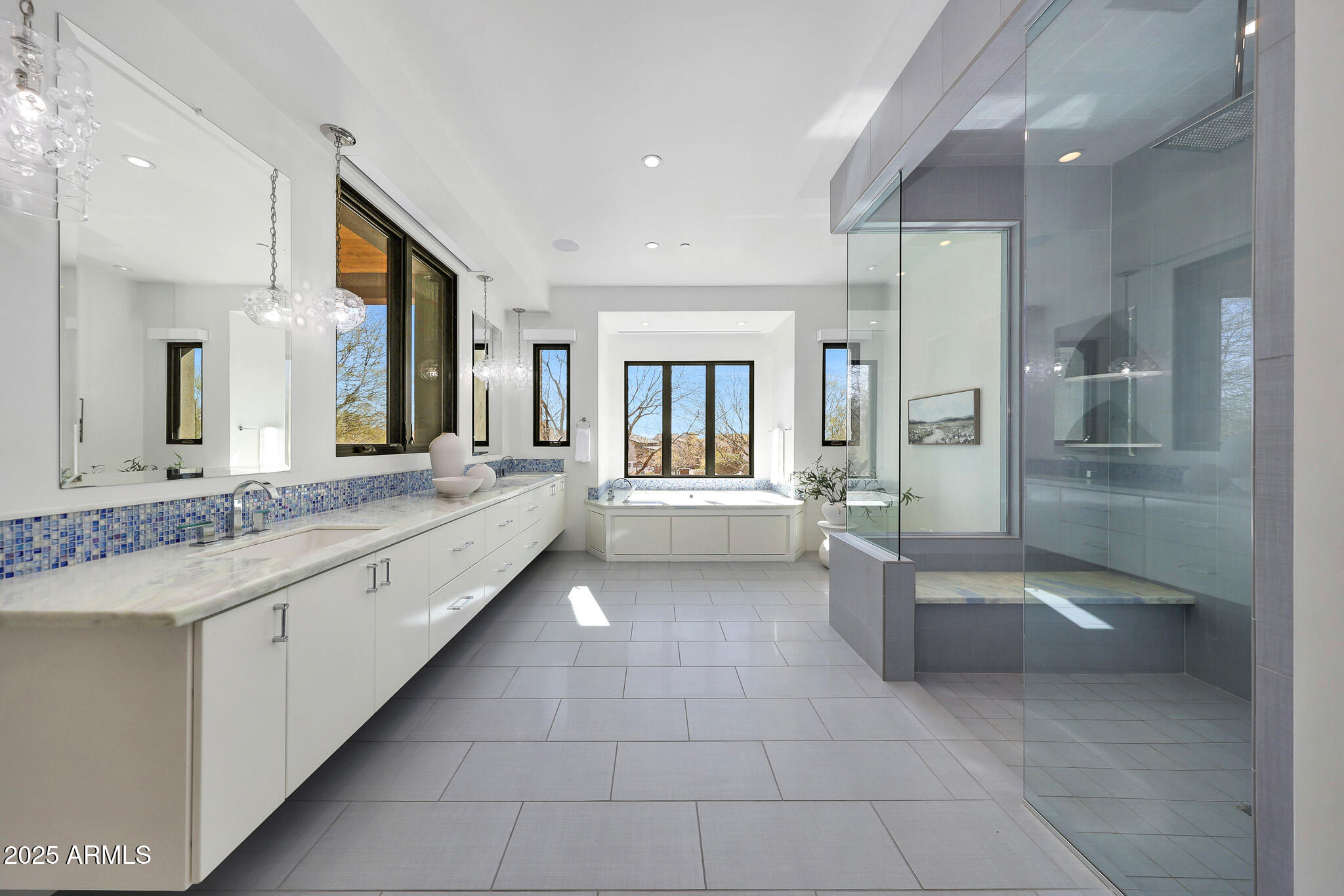 MIRABEL CLUB - Residential