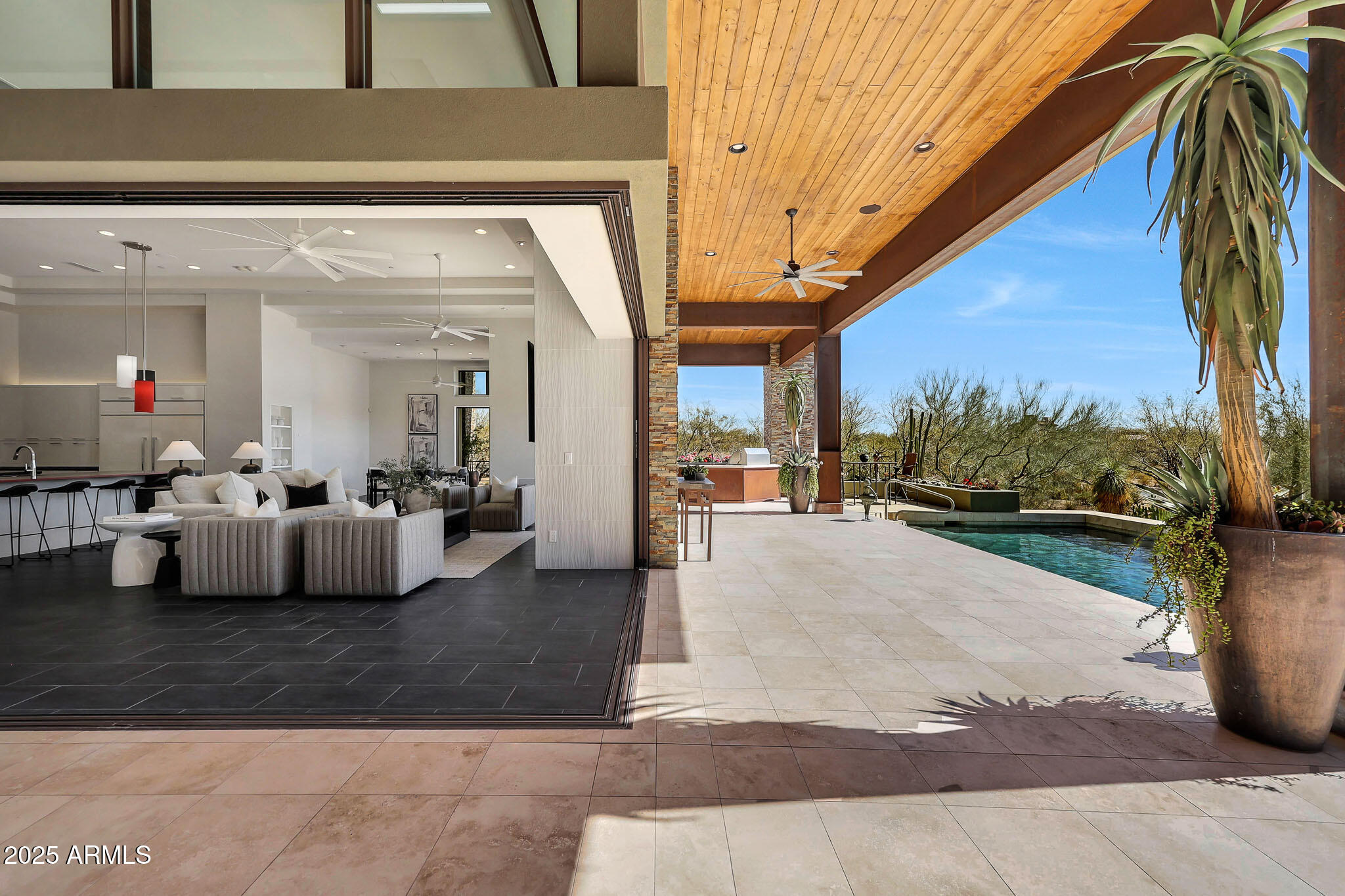 MIRABEL CLUB - Residential