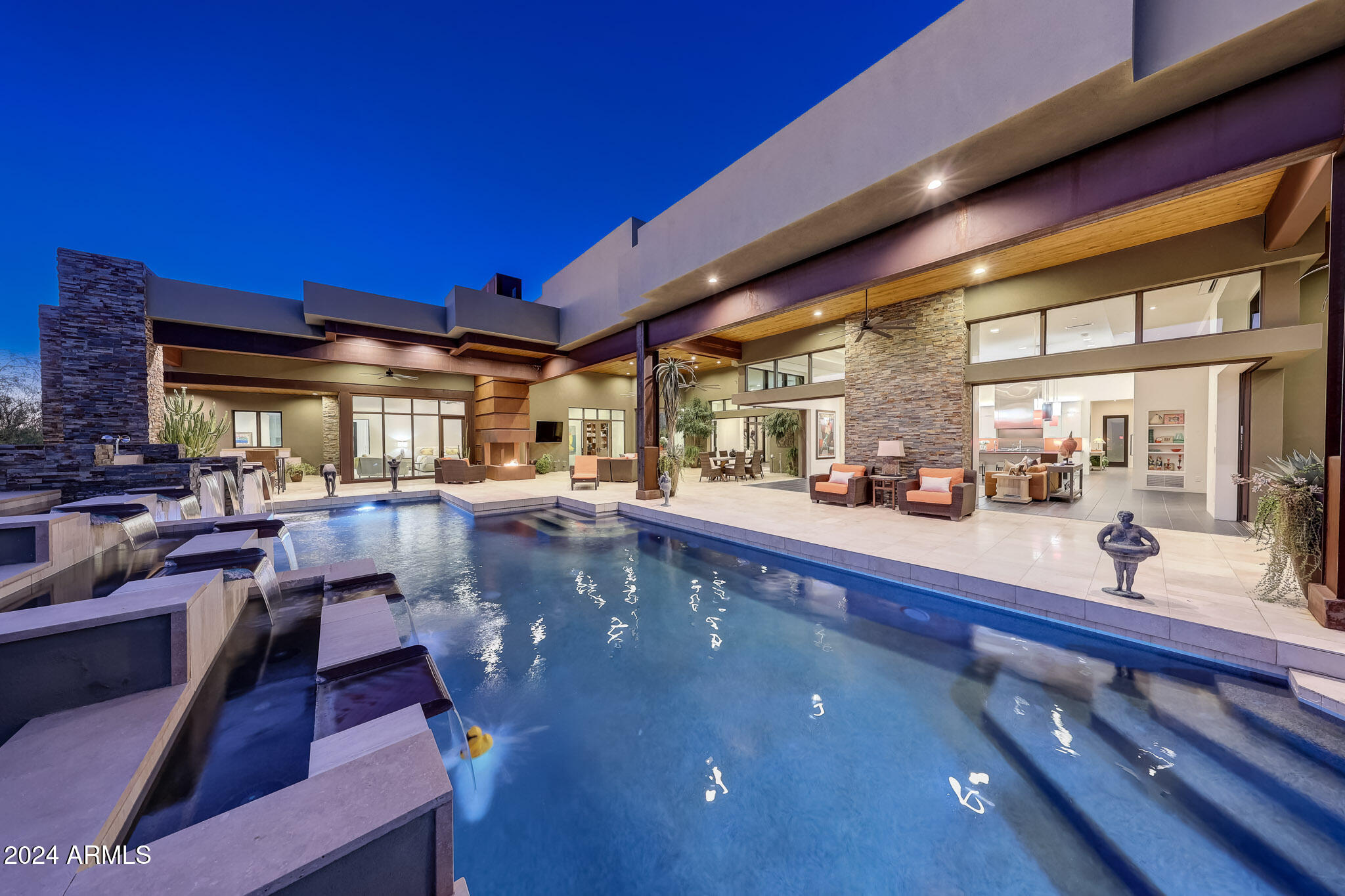 MIRABEL CLUB - Residential