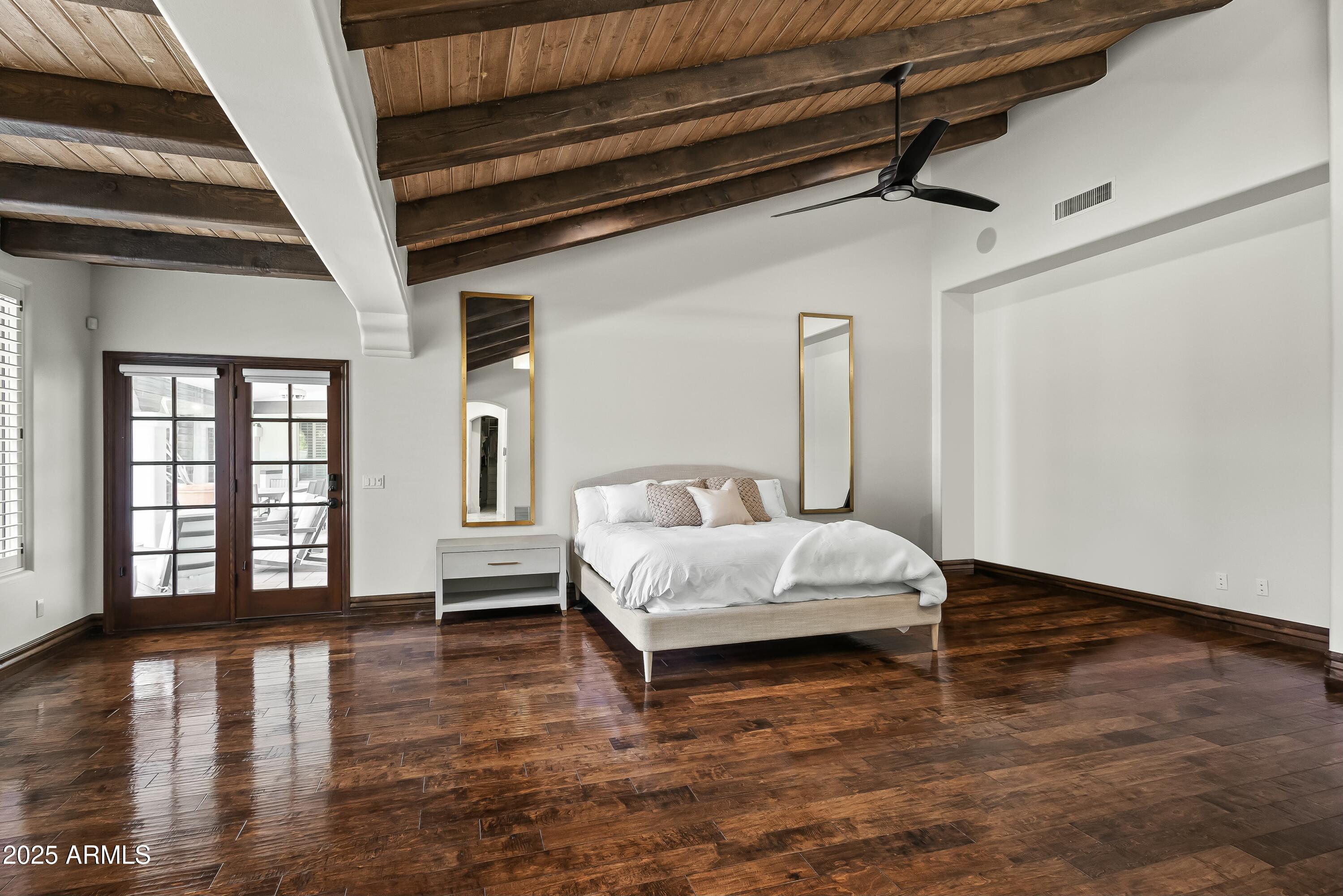 TULL HORTON - Residential