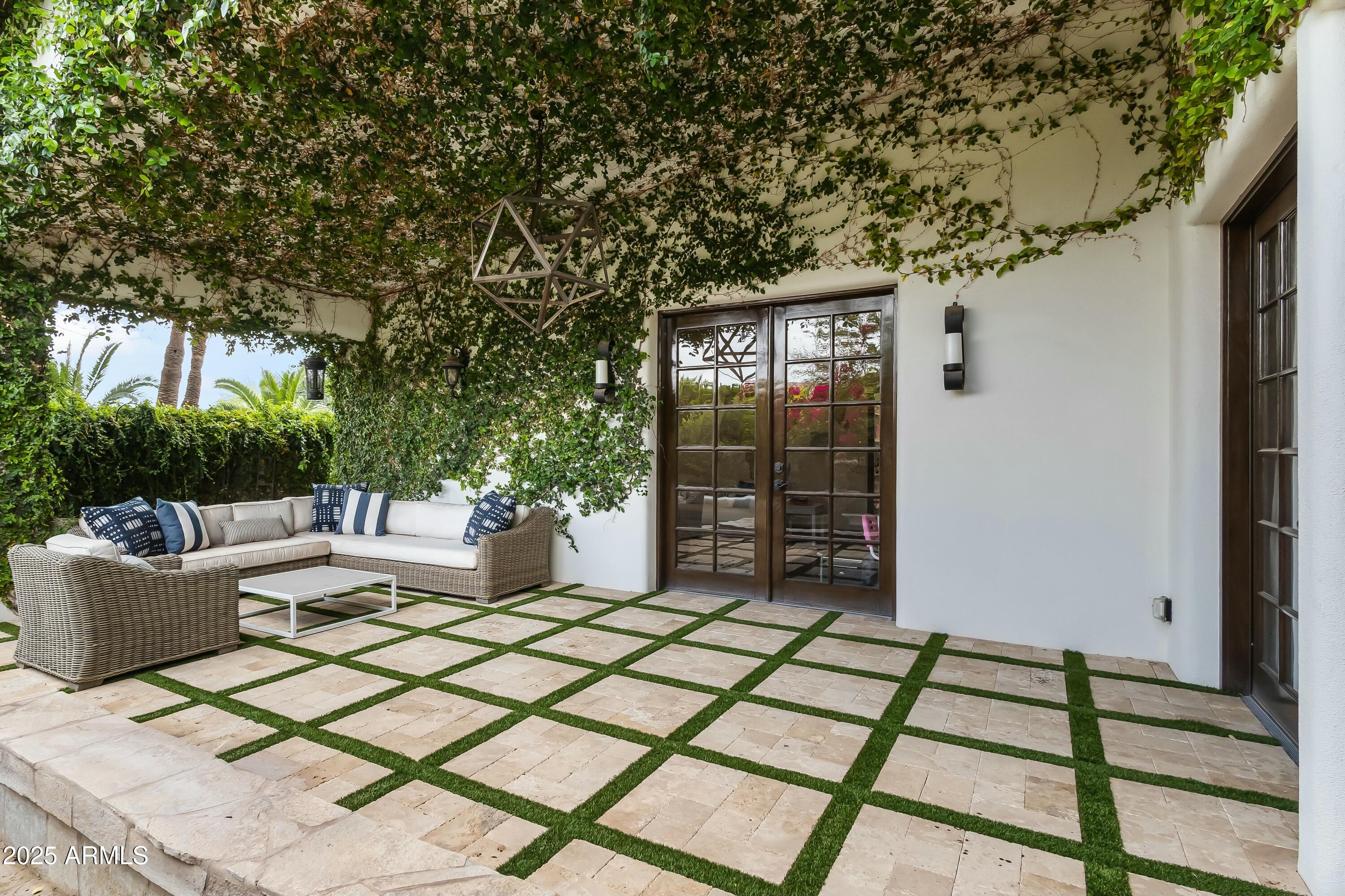 TULL HORTON - Residential