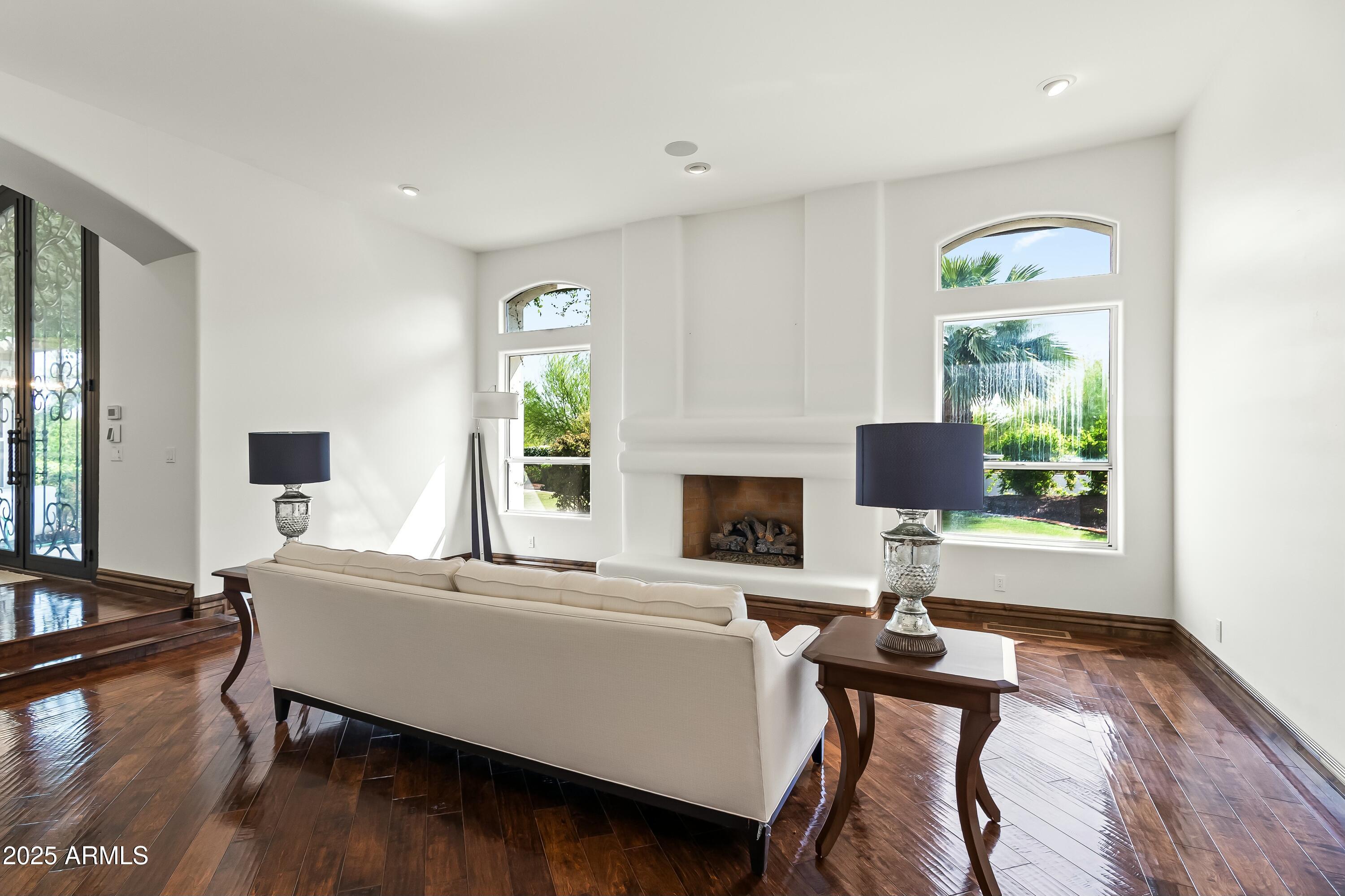 TULL HORTON - Residential