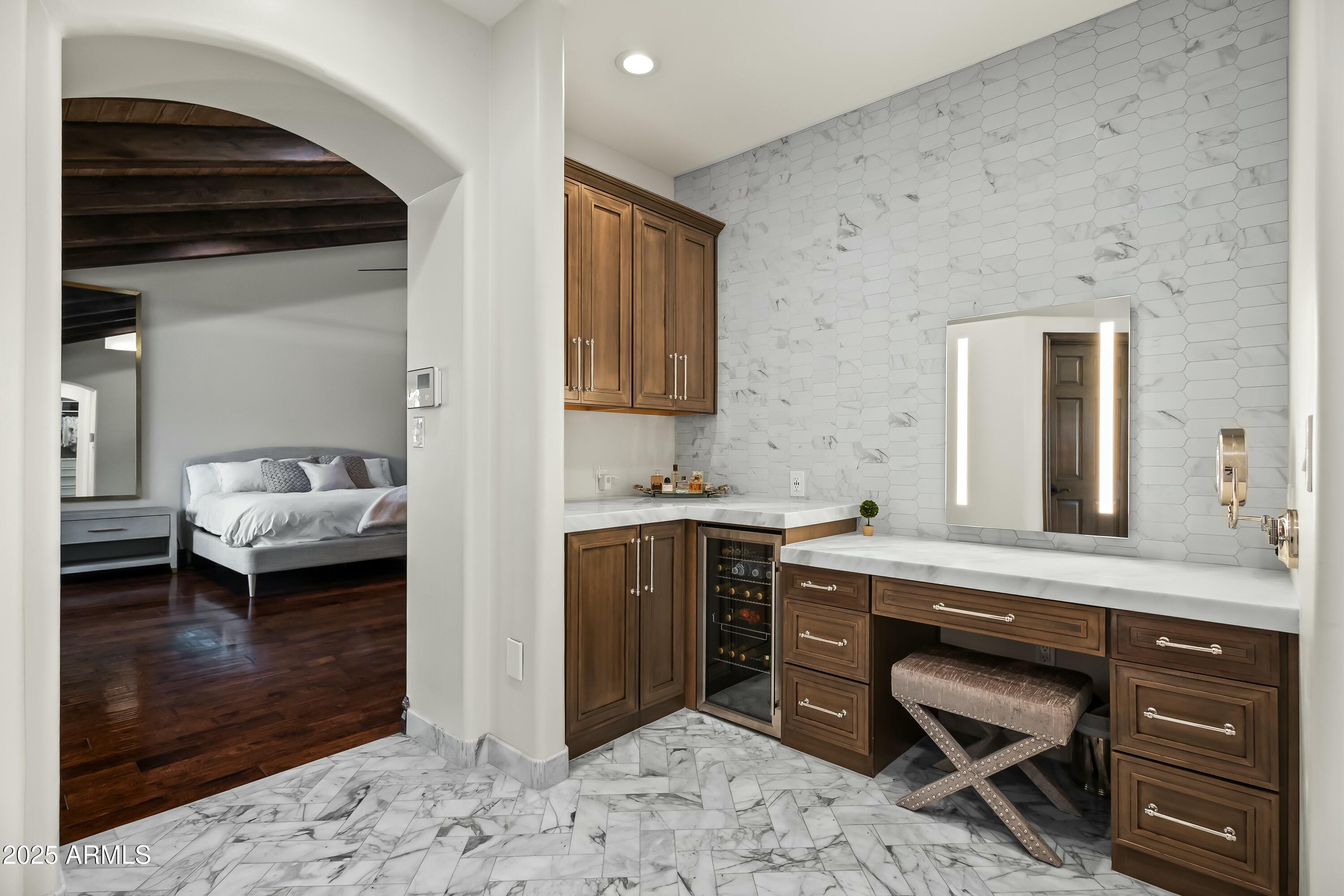 TULL HORTON - Residential