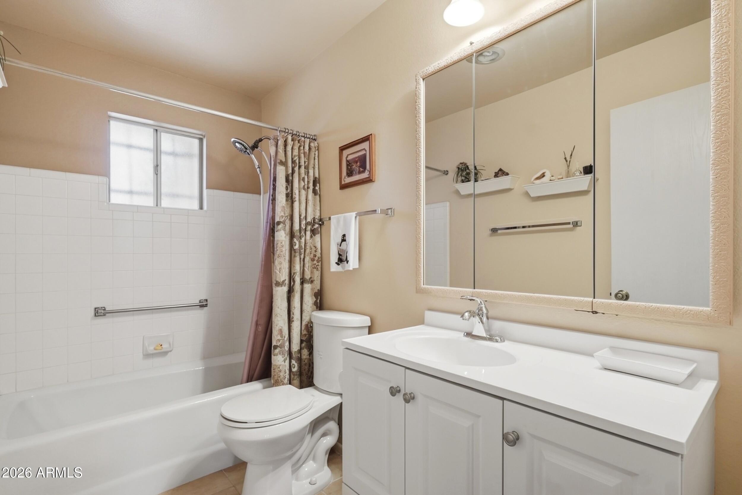 SUNLAND VILLAGE 4 - Residential