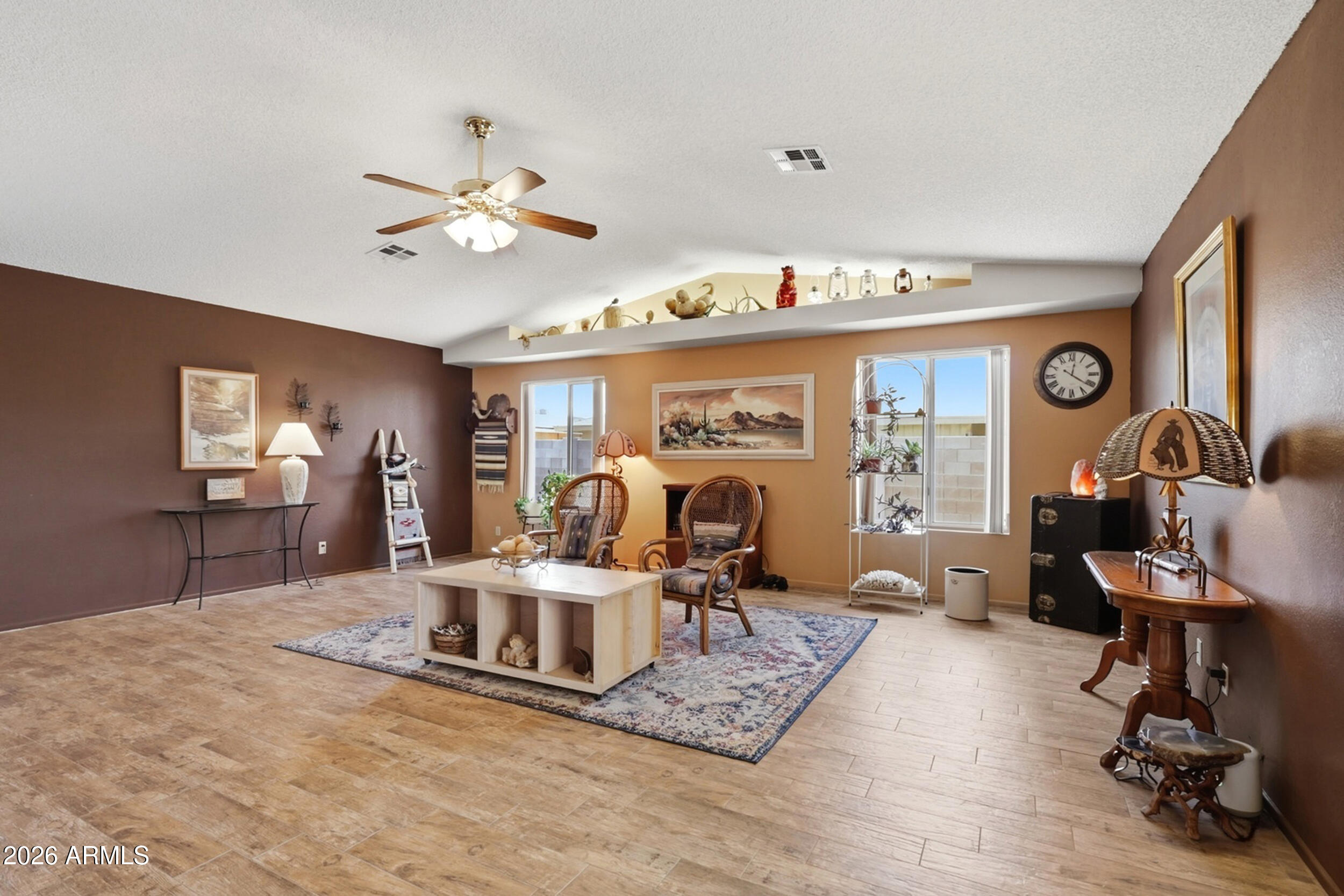 SUNLAND VILLAGE 4 - Residential