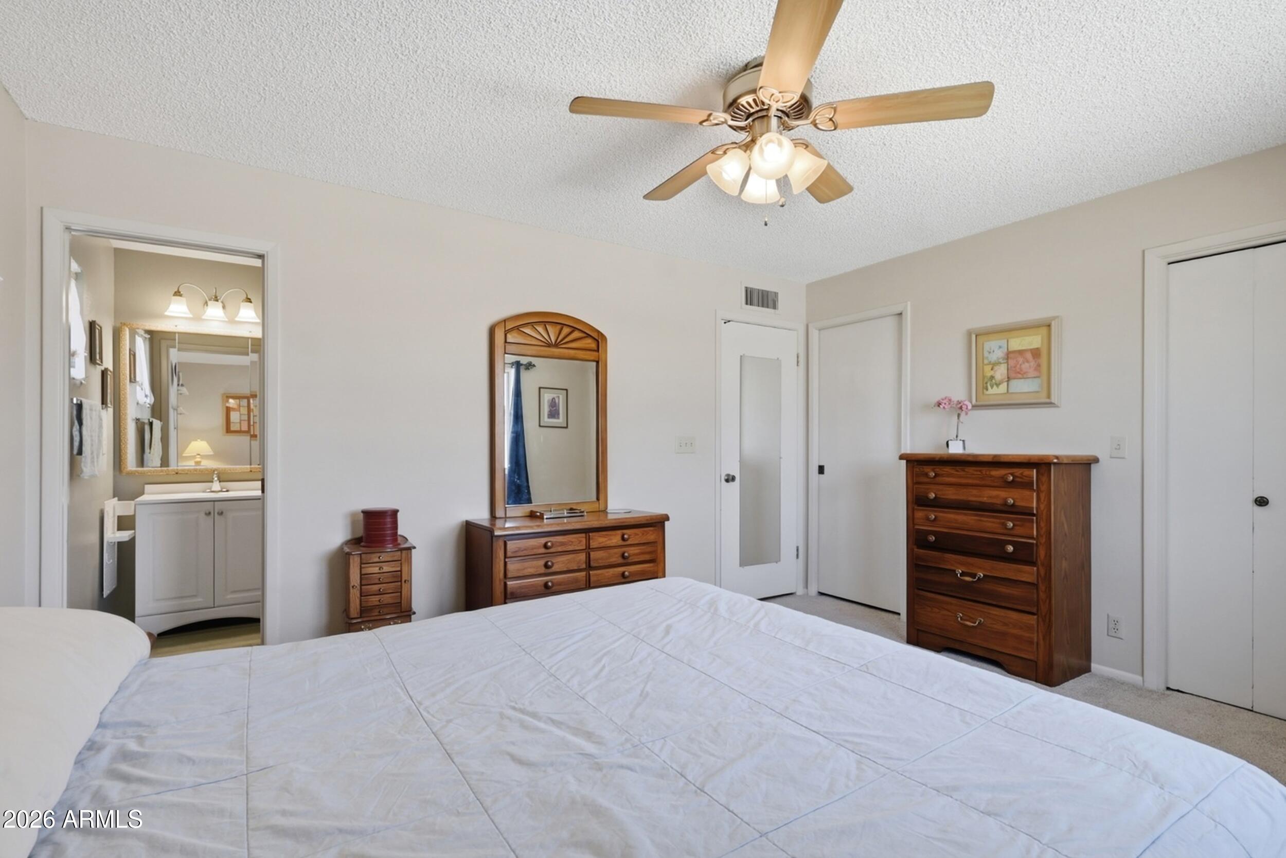 SUNLAND VILLAGE 4 - Residential