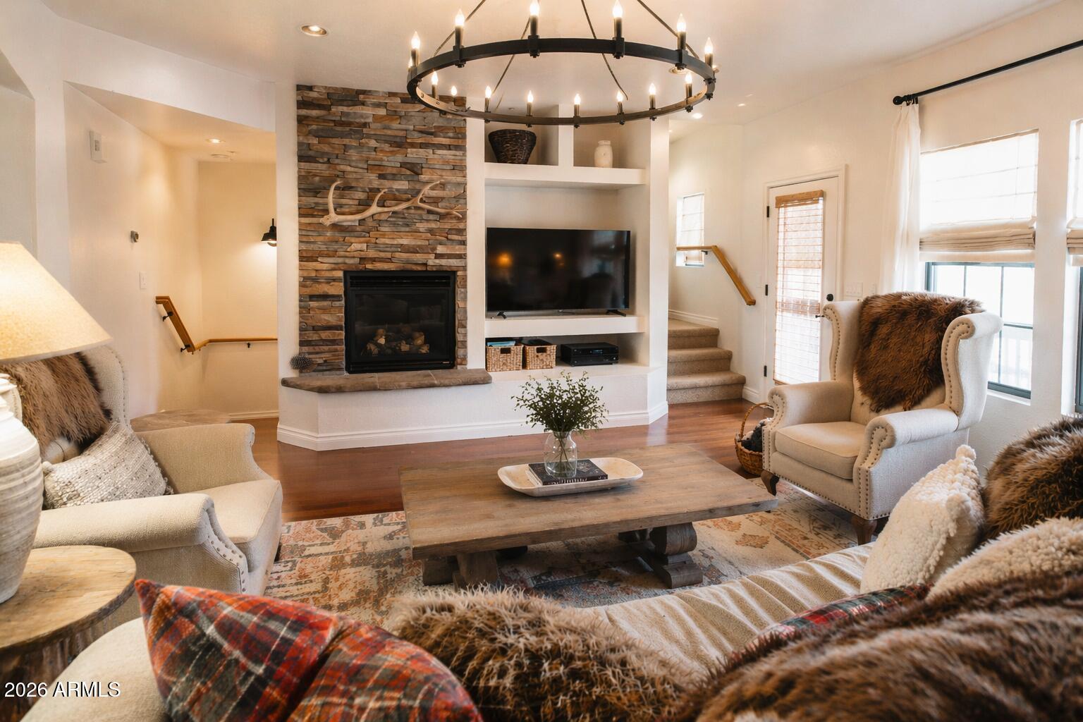 PINE CREEK - Residential