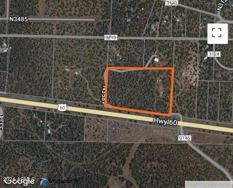 Beautiful 4.86 Acre Parcel In Apache Woodlands Estates. Adjacent To US 60 And 15 Minutes From Show Low. Camp Now With Your Friends & Build Later, Property Has City Water, Power & Sewer(Septic) & Hookups For 2 RV's. Possible Use For Airbnb Under ''Unique Listing(RV Parking Spot With Hookups)'' For Extra Income.