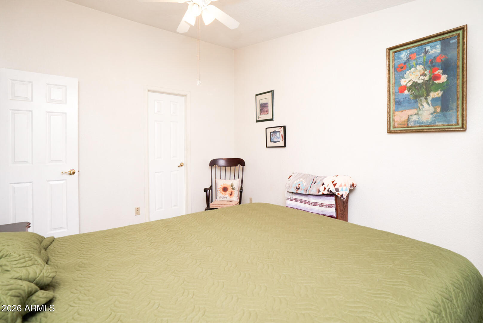 MINGUS SHADOWS UNIT 2 - Residential