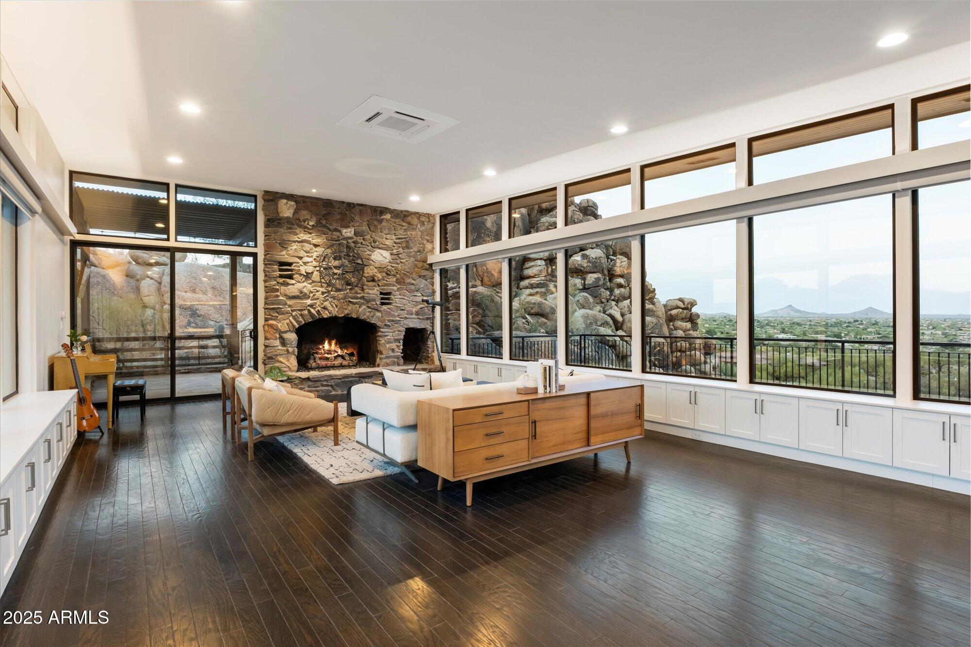 CAREFREE 3A AMD - Residential