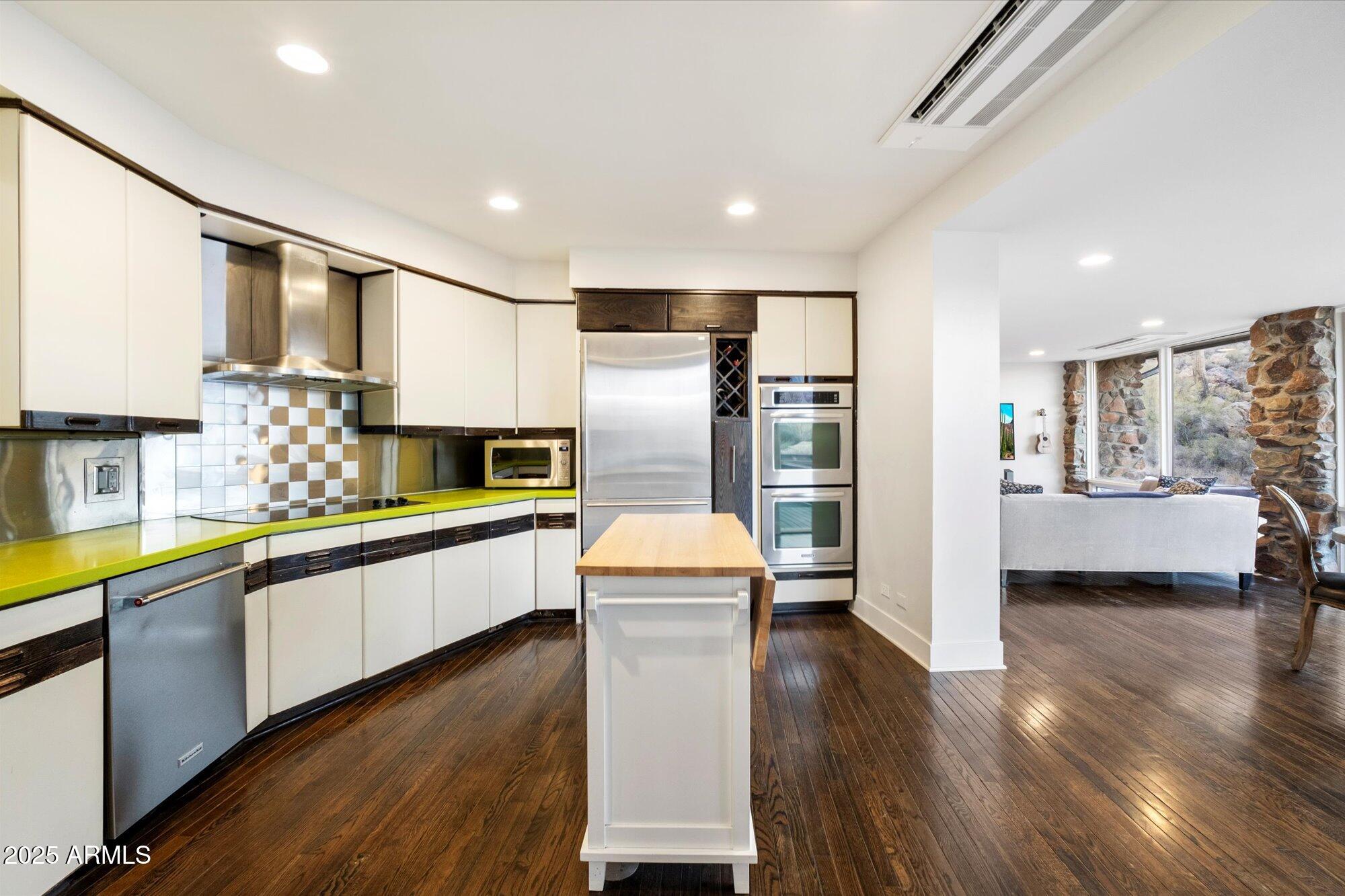 CAREFREE 3A AMD - Residential