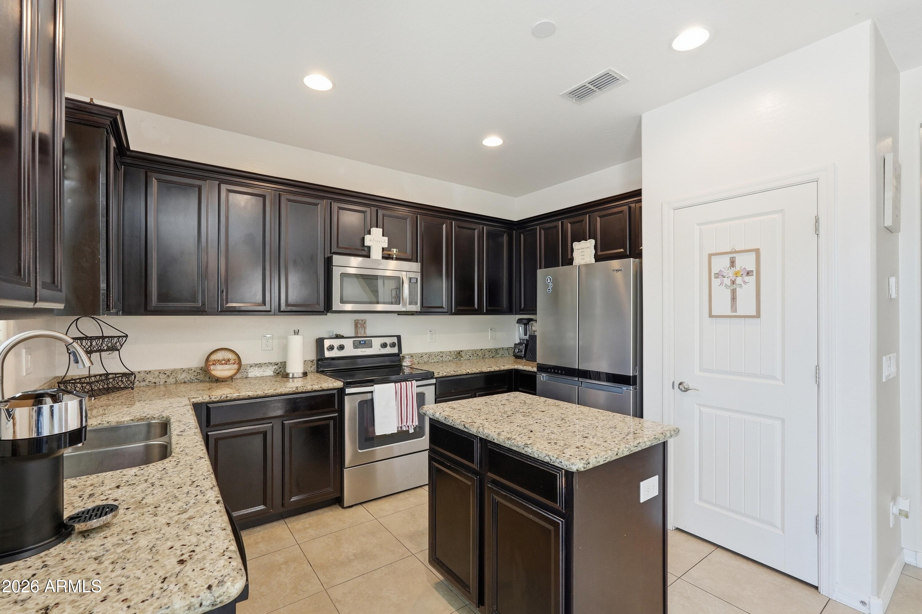 GILBERT COMMONS ENCLAVE - Residential