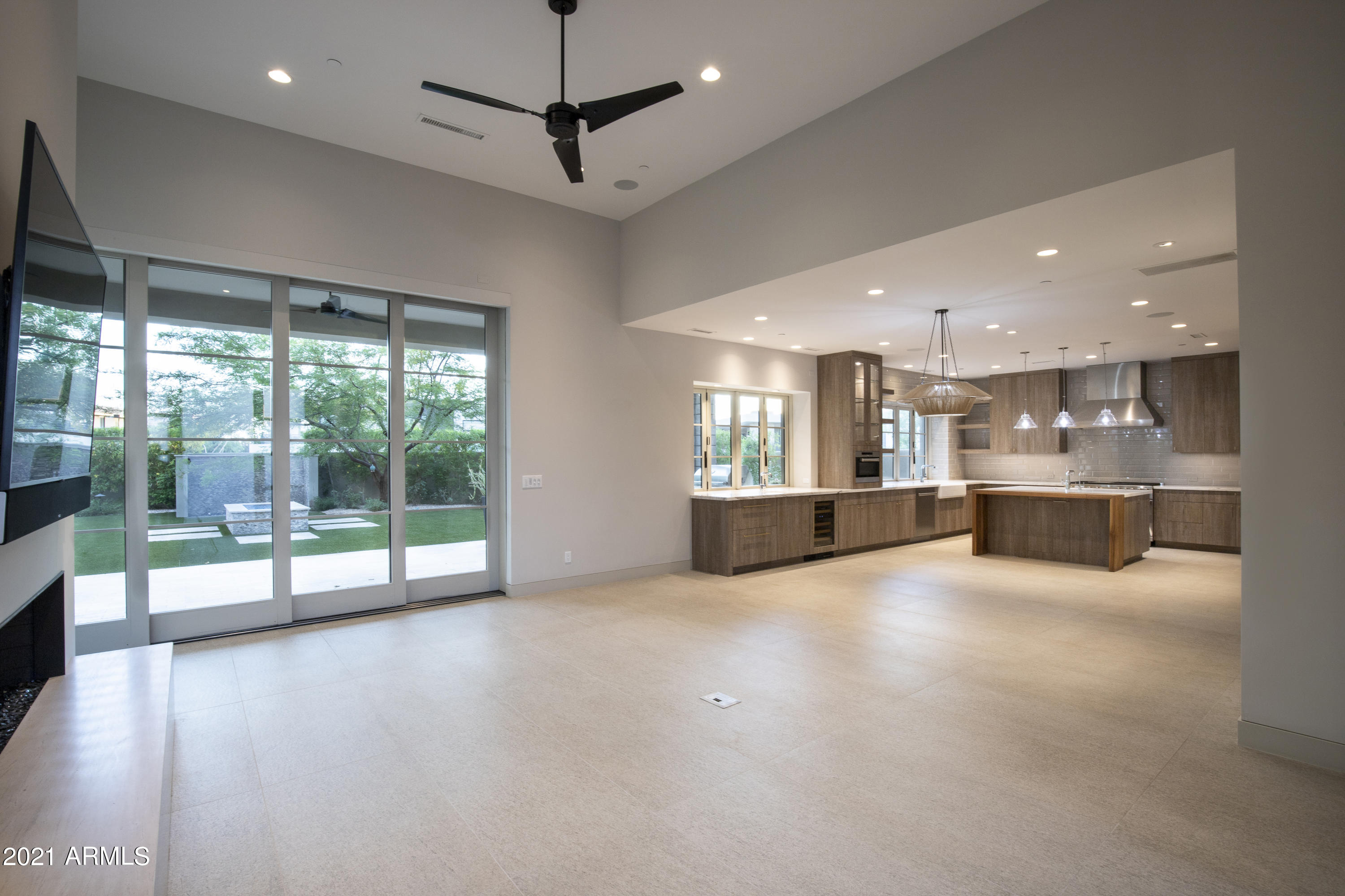 MOUNTAIN SHADOWS RESORT ESTATES - Residential