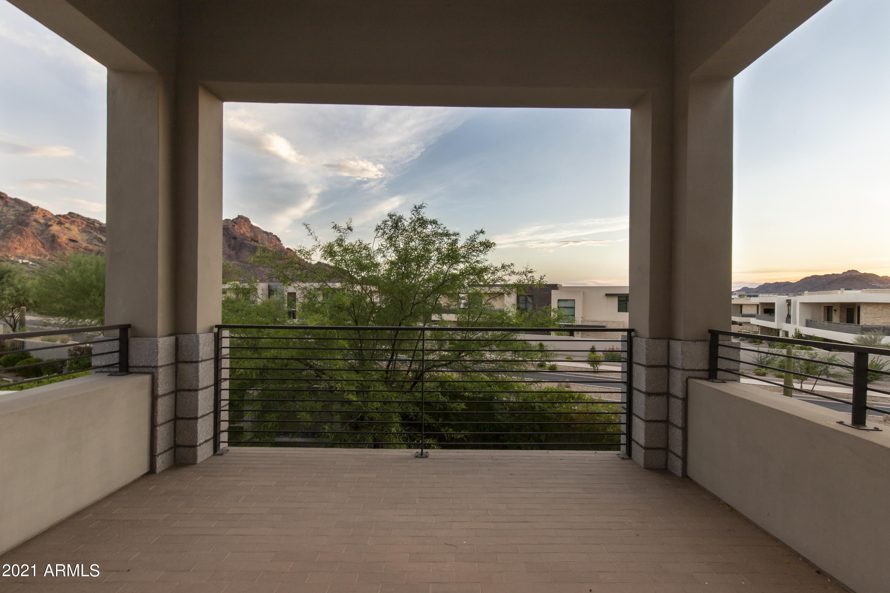 MOUNTAIN SHADOWS RESORT ESTATES - Residential